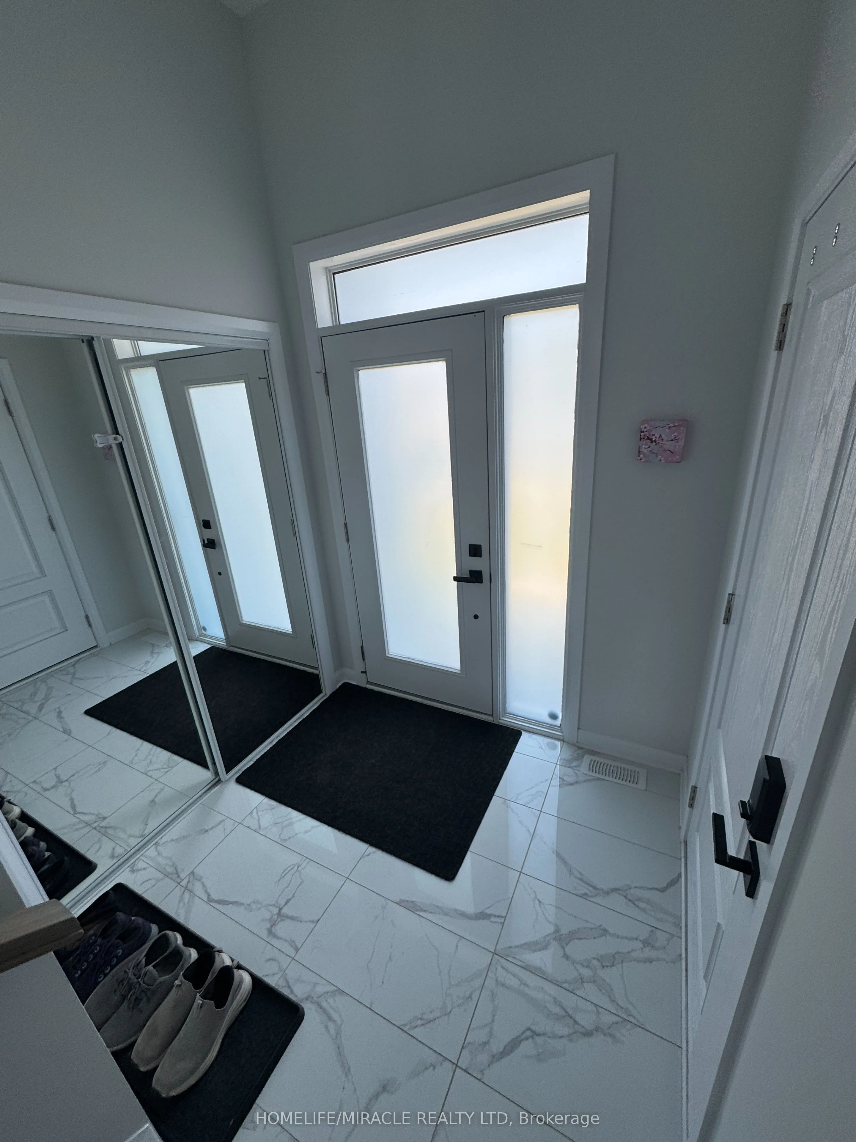 233 Elsie Macgill Walk