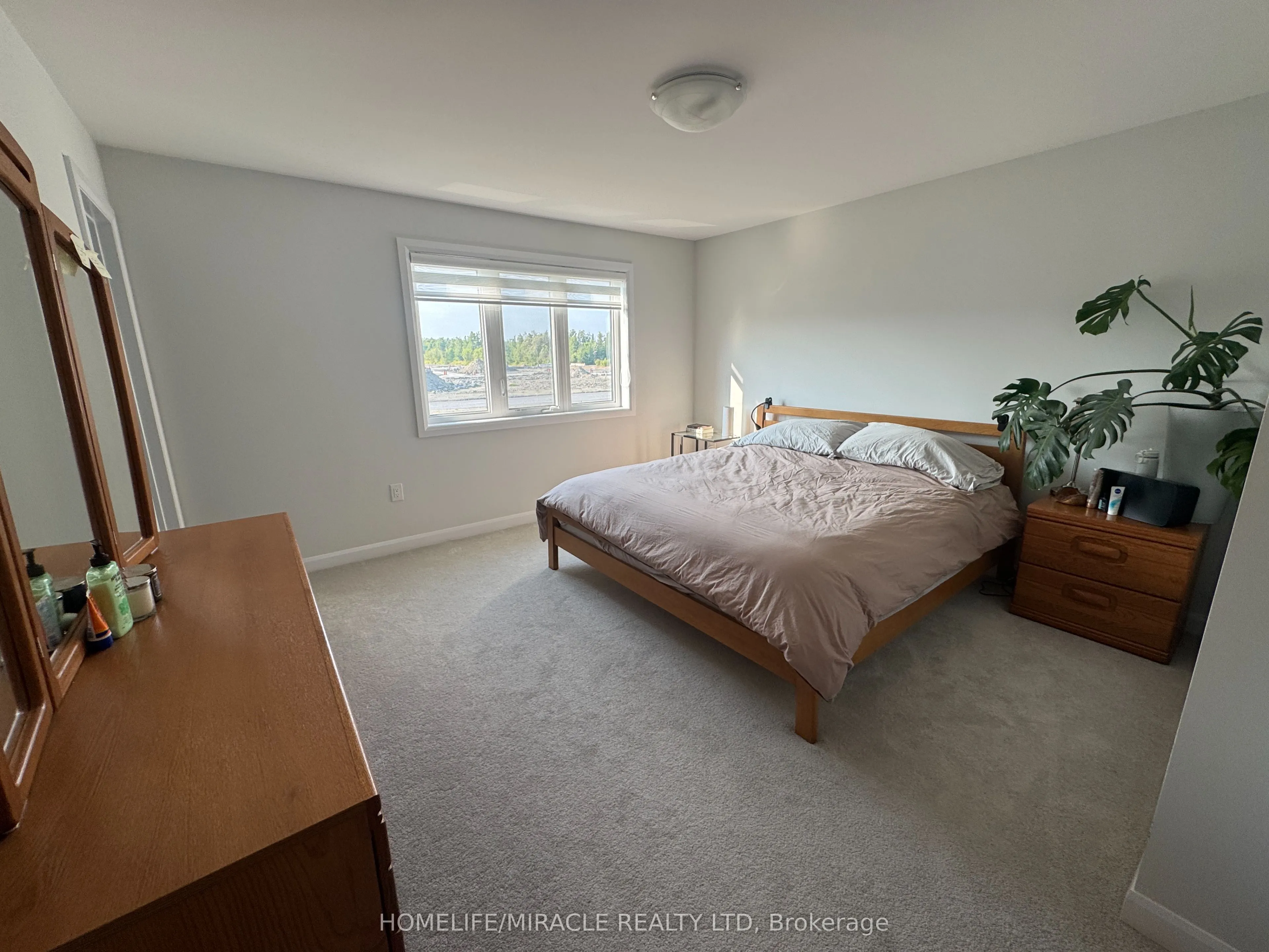 233 Elsie Macgill Walk