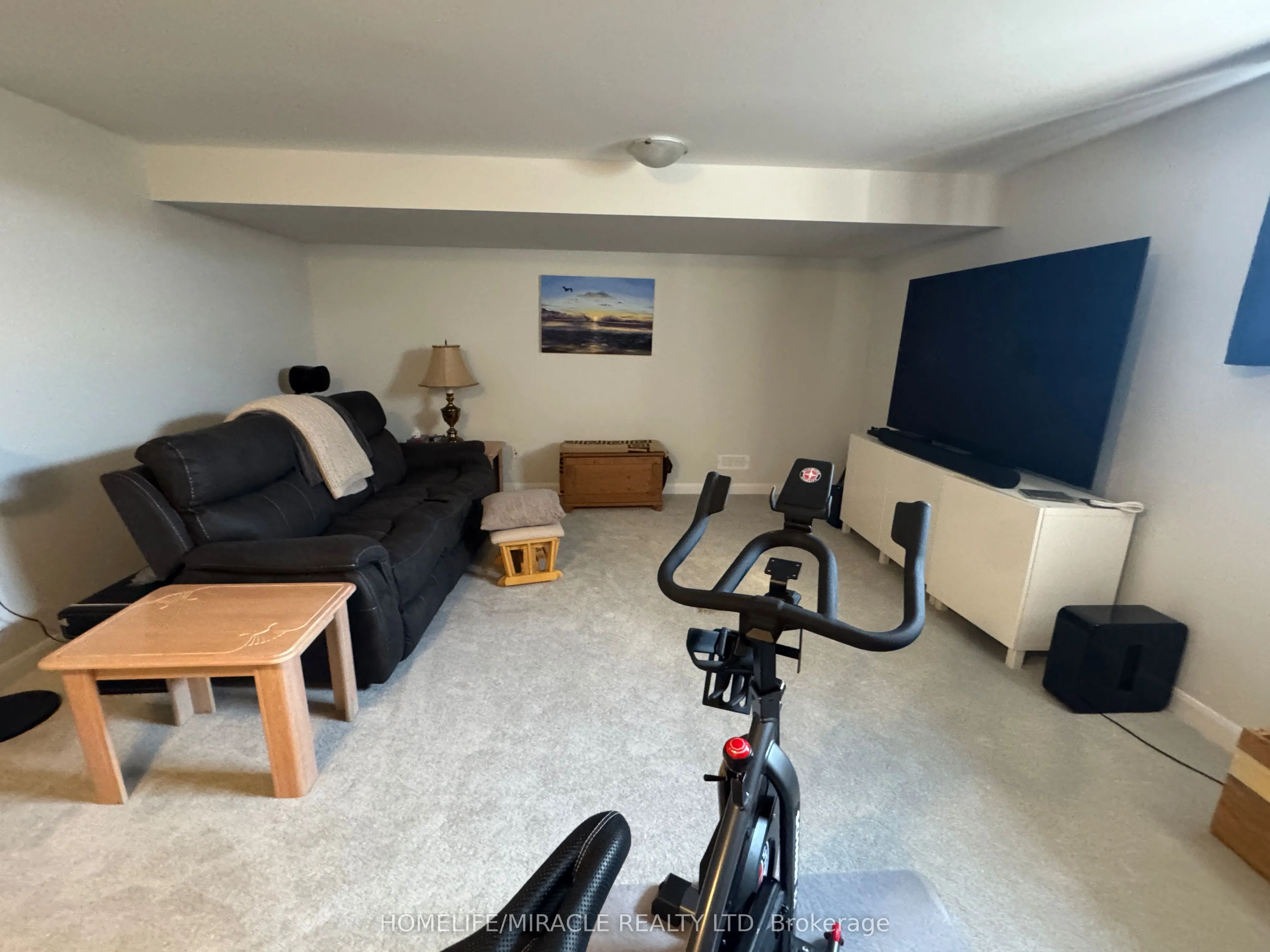 233 Elsie Macgill Walk