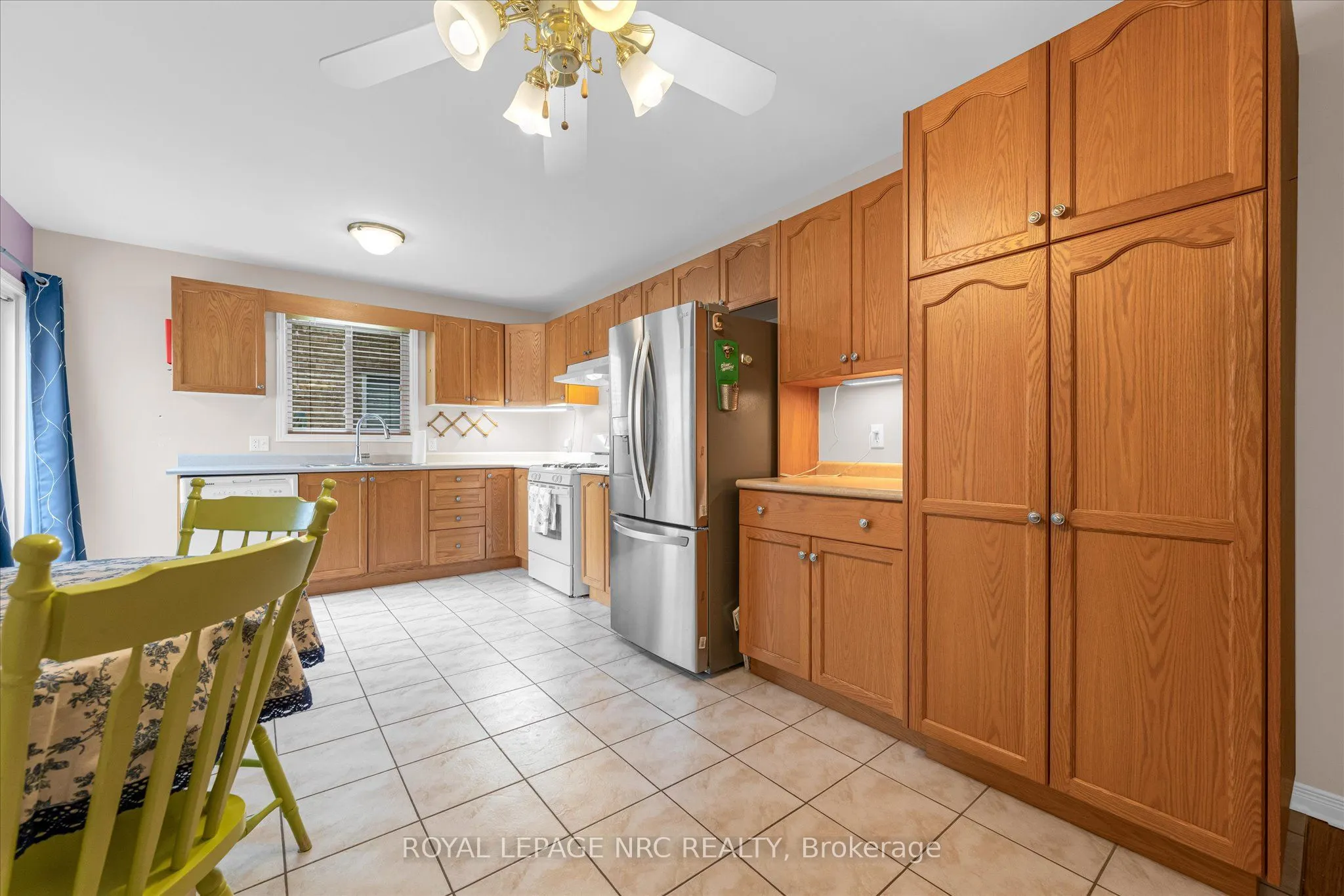333 Lea Crescent
