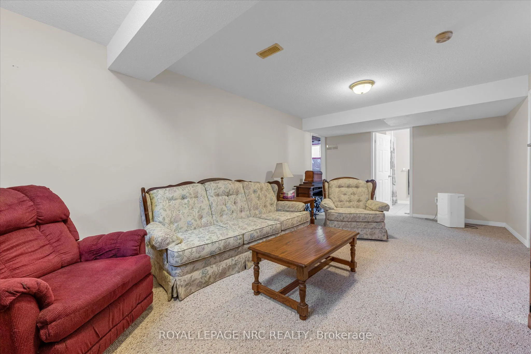 333 Lea Crescent