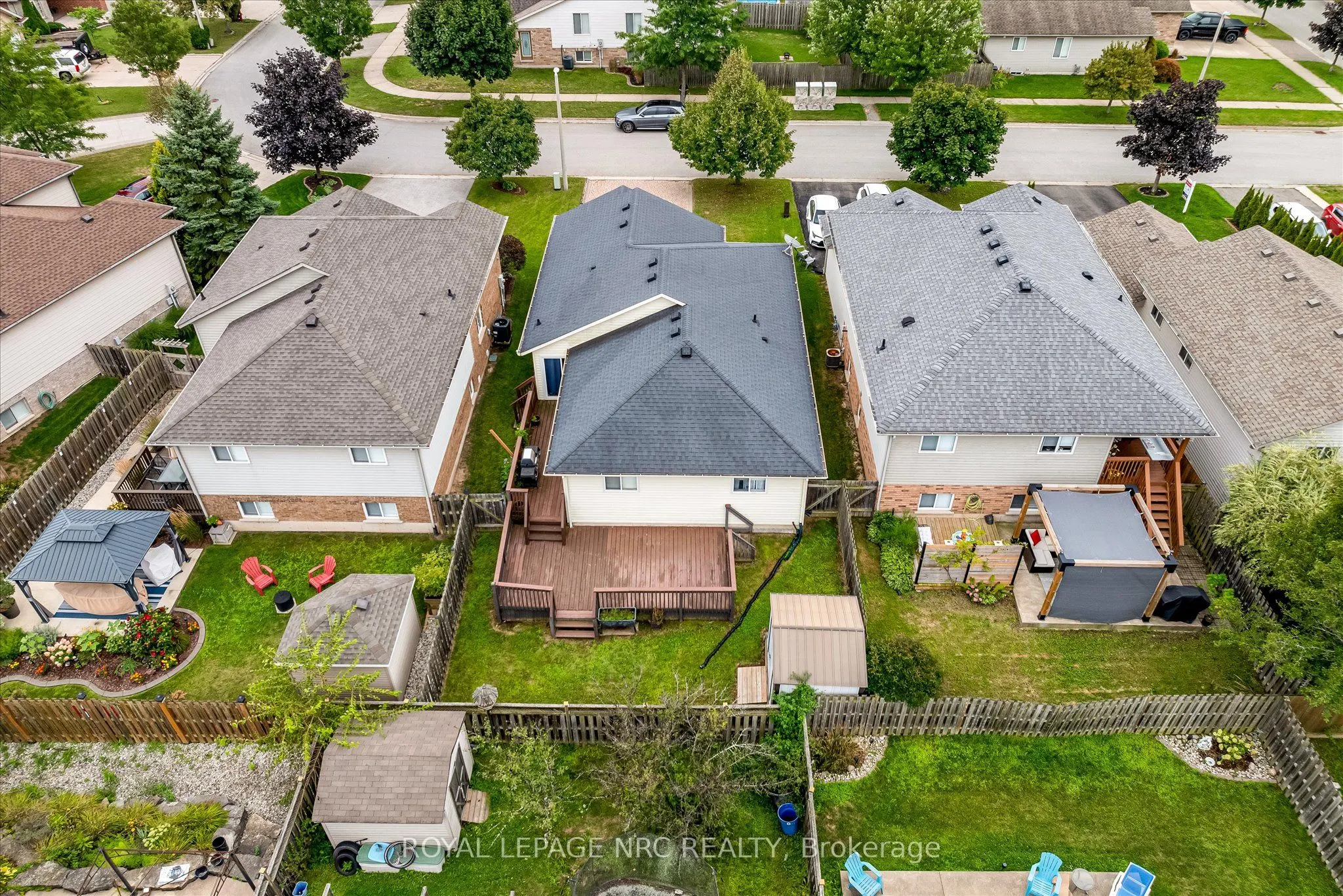 333 Lea Crescent