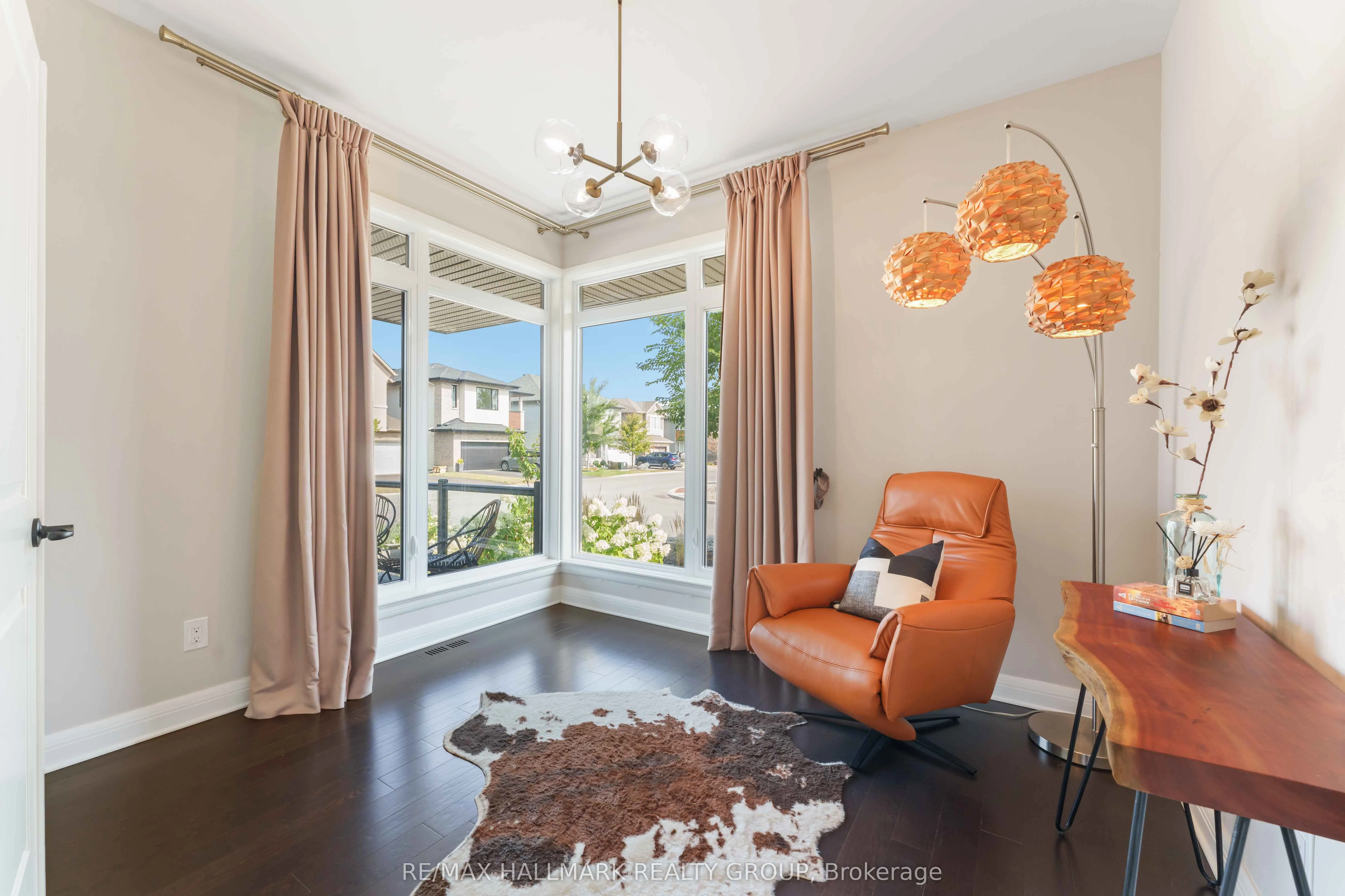 155 Escarpment Crescent