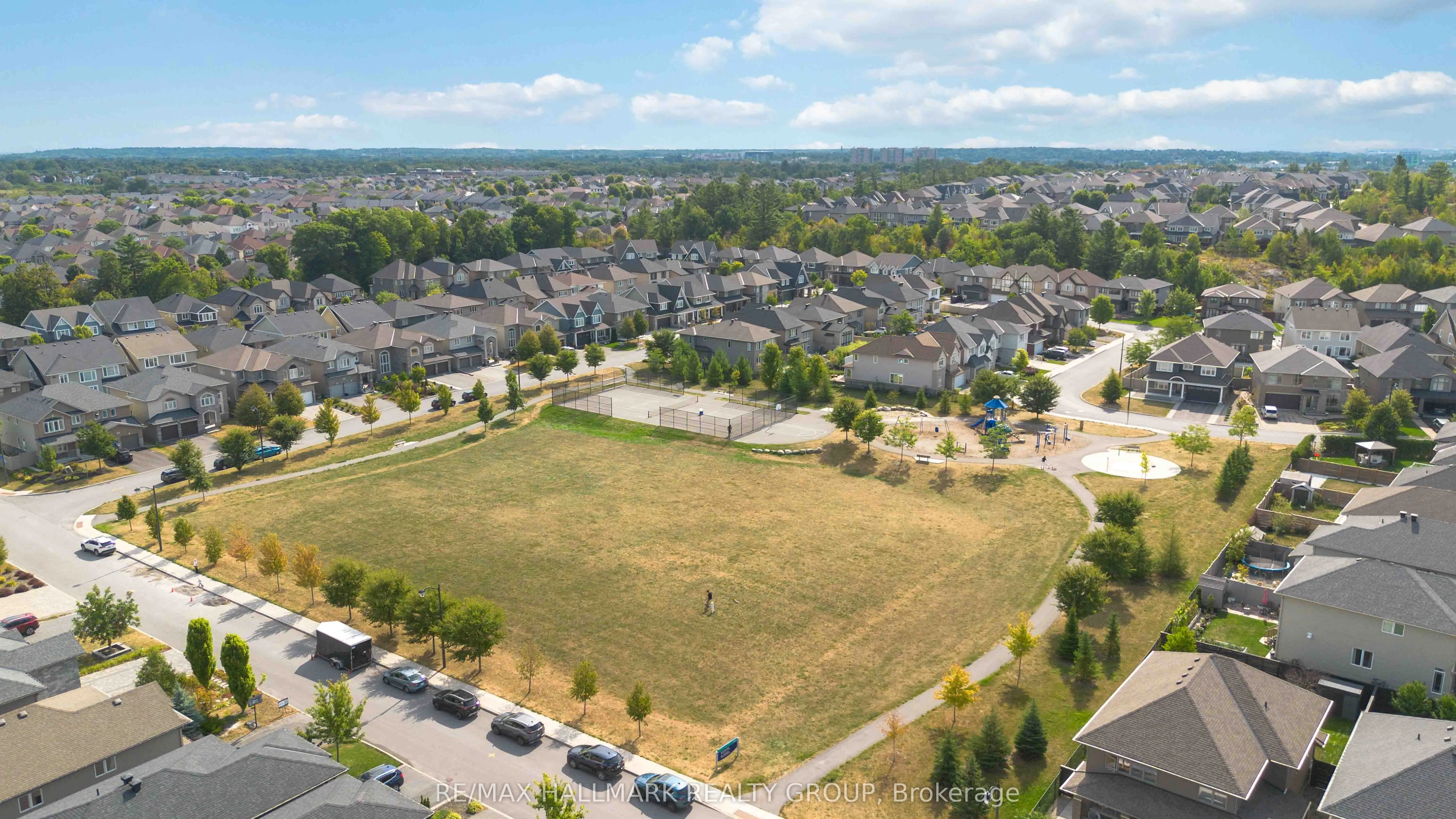 155 Escarpment Crescent