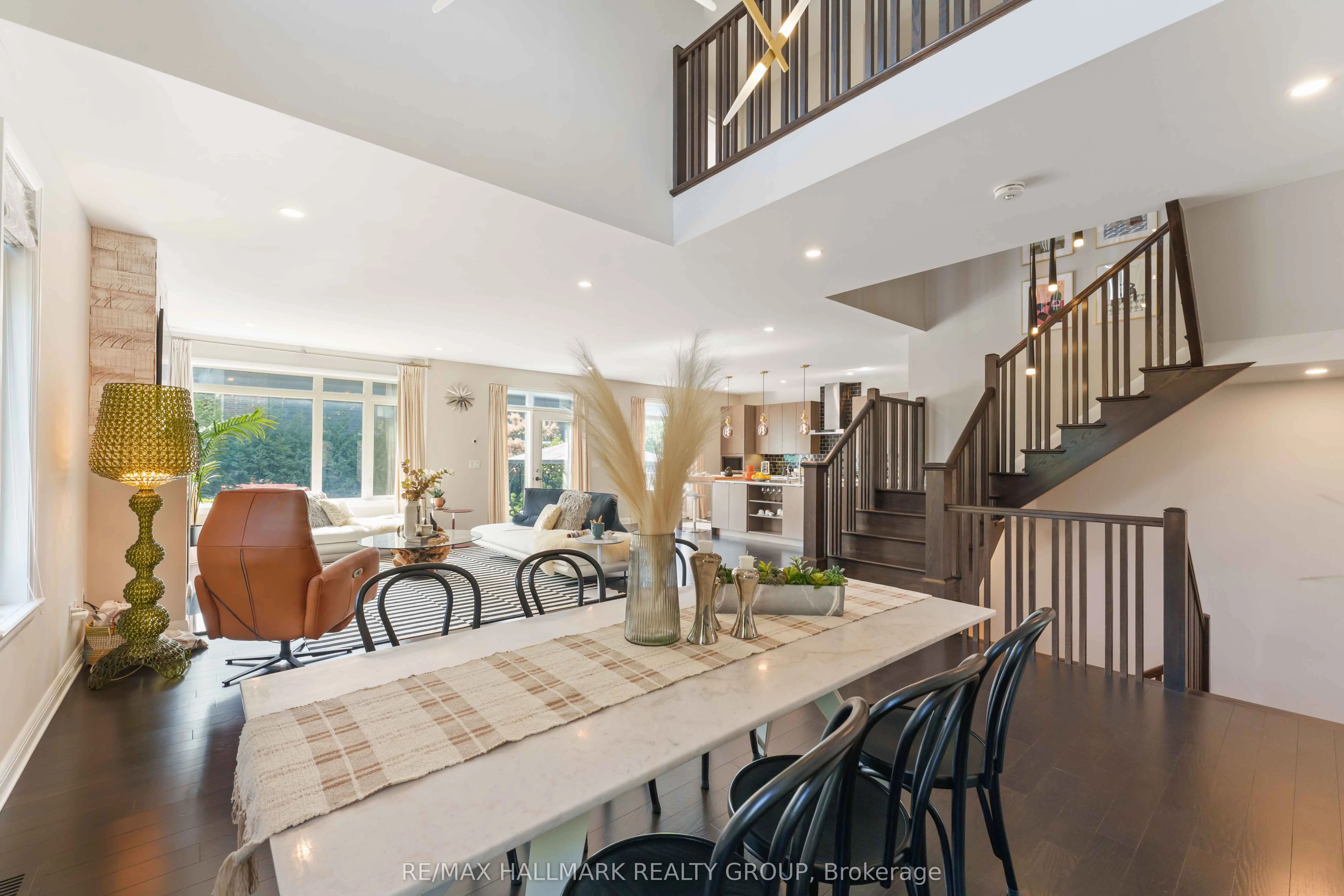 155 Escarpment Crescent