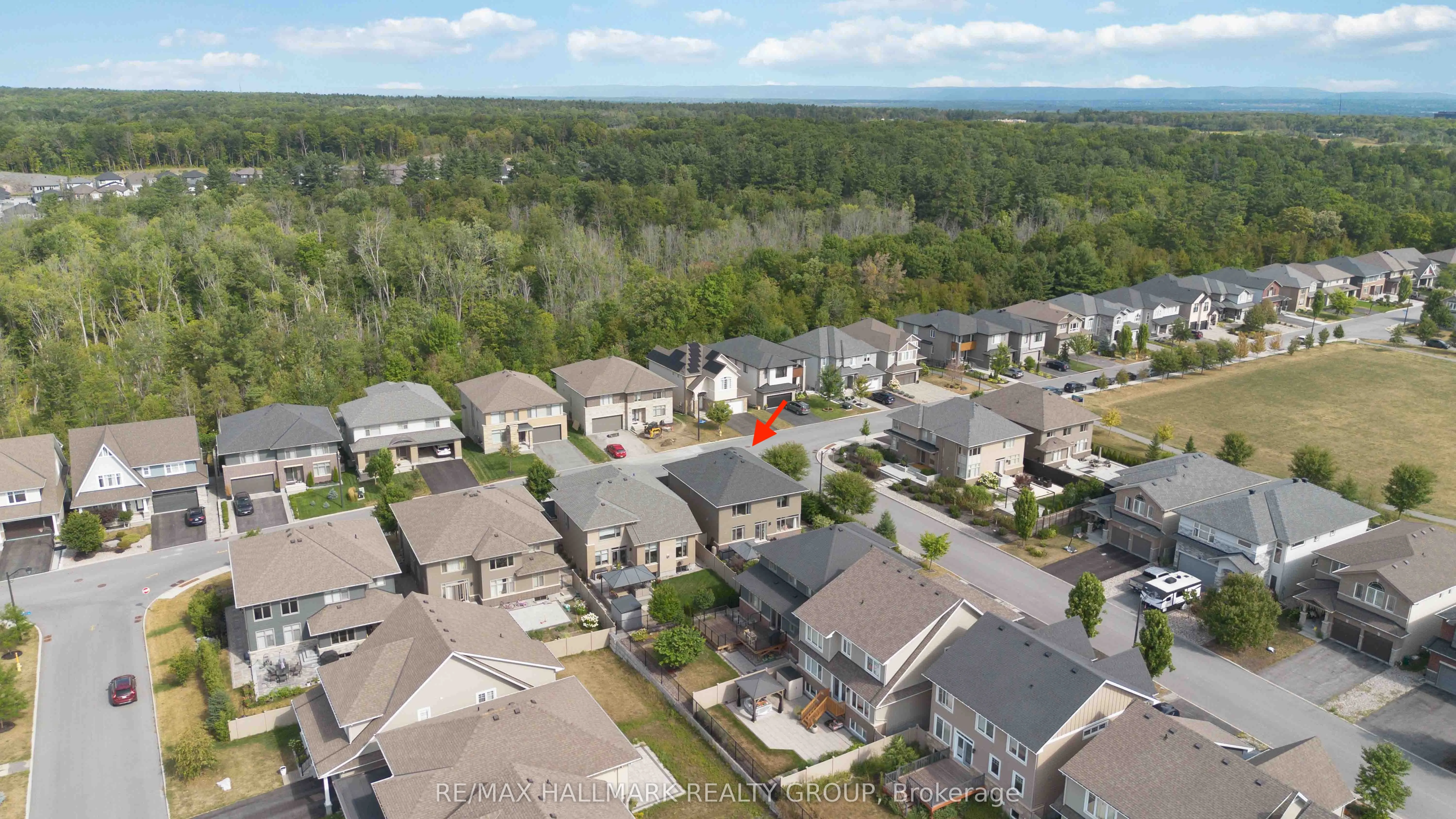 155 Escarpment Crescent