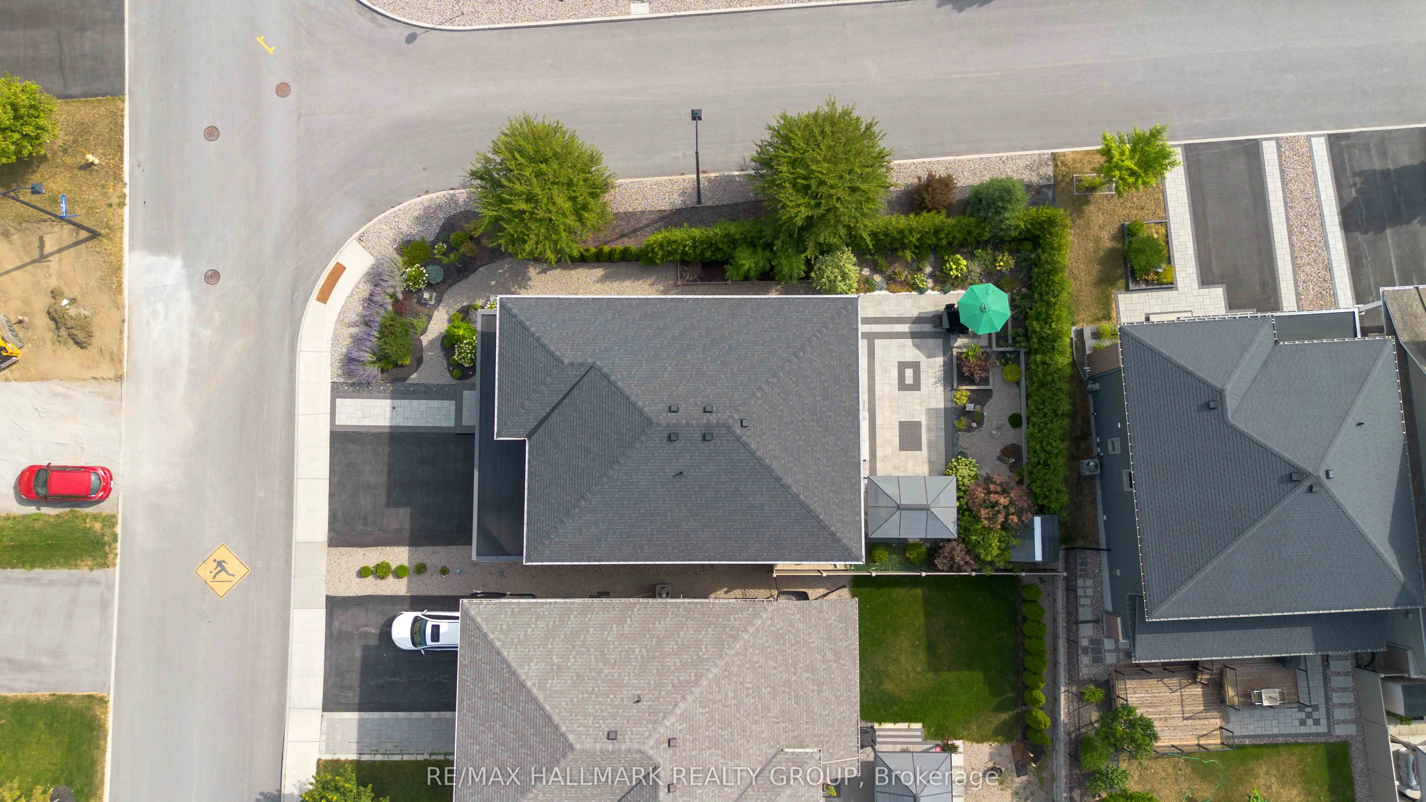 155 Escarpment Crescent