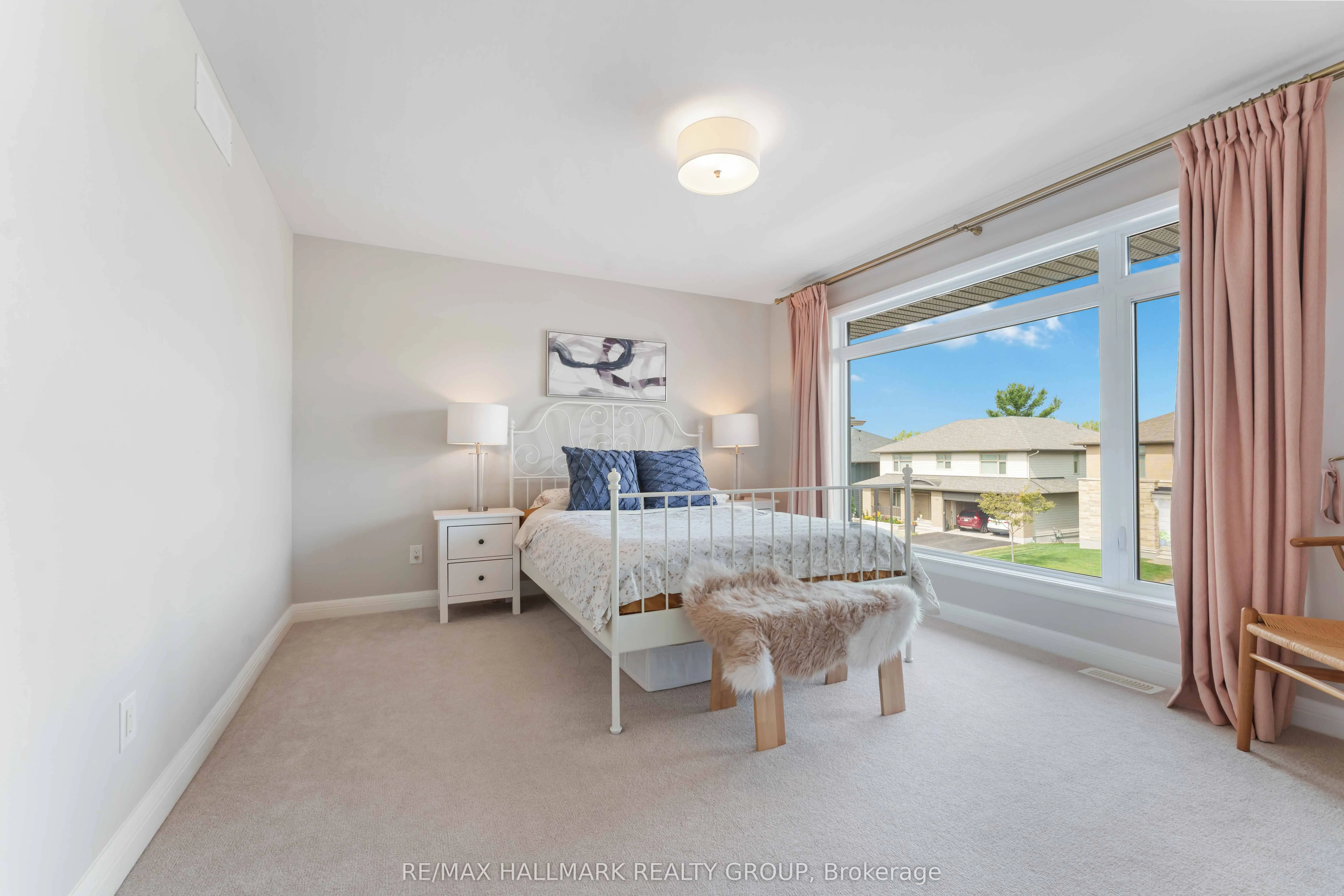 155 Escarpment Crescent