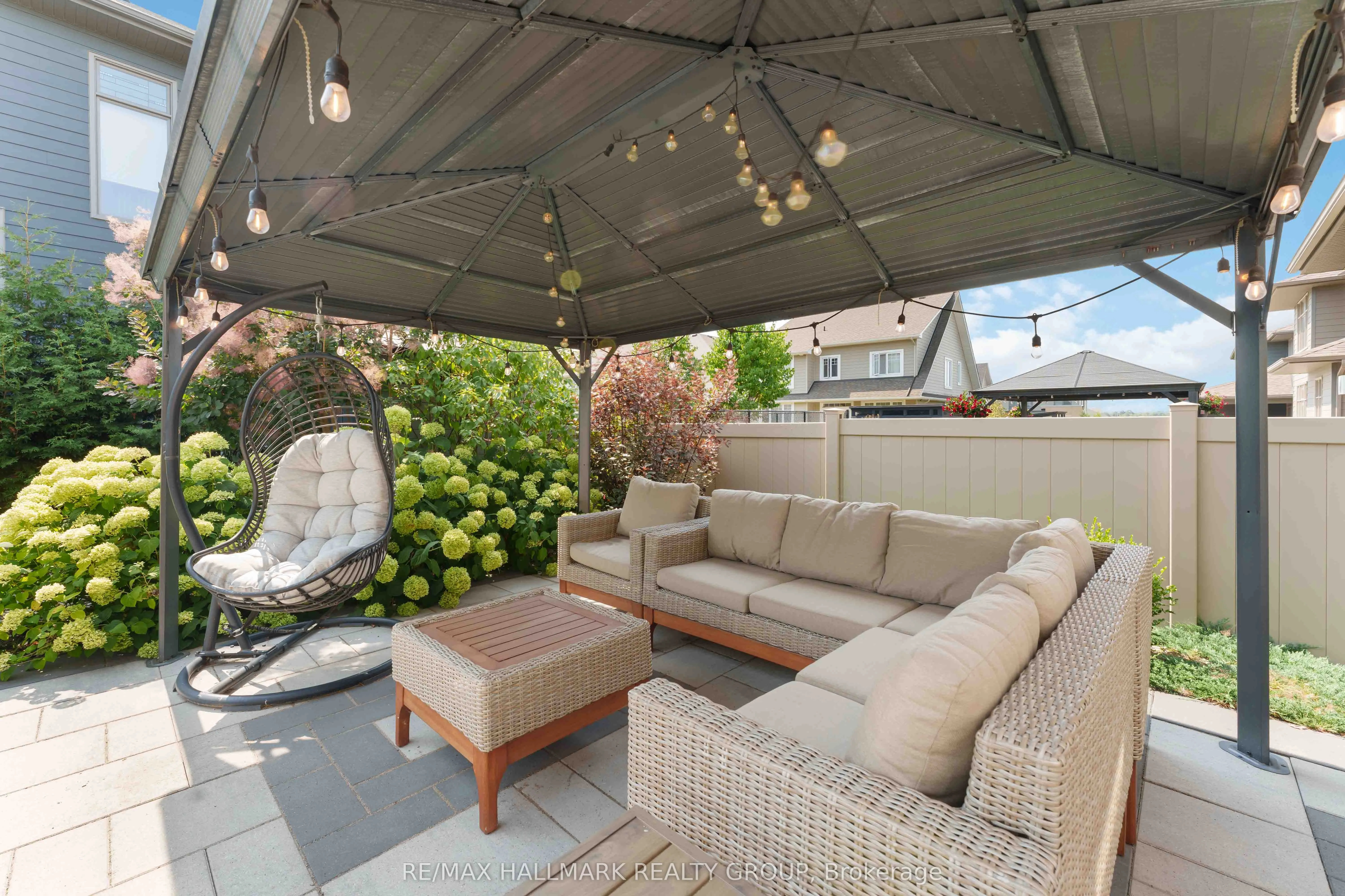 155 Escarpment Crescent