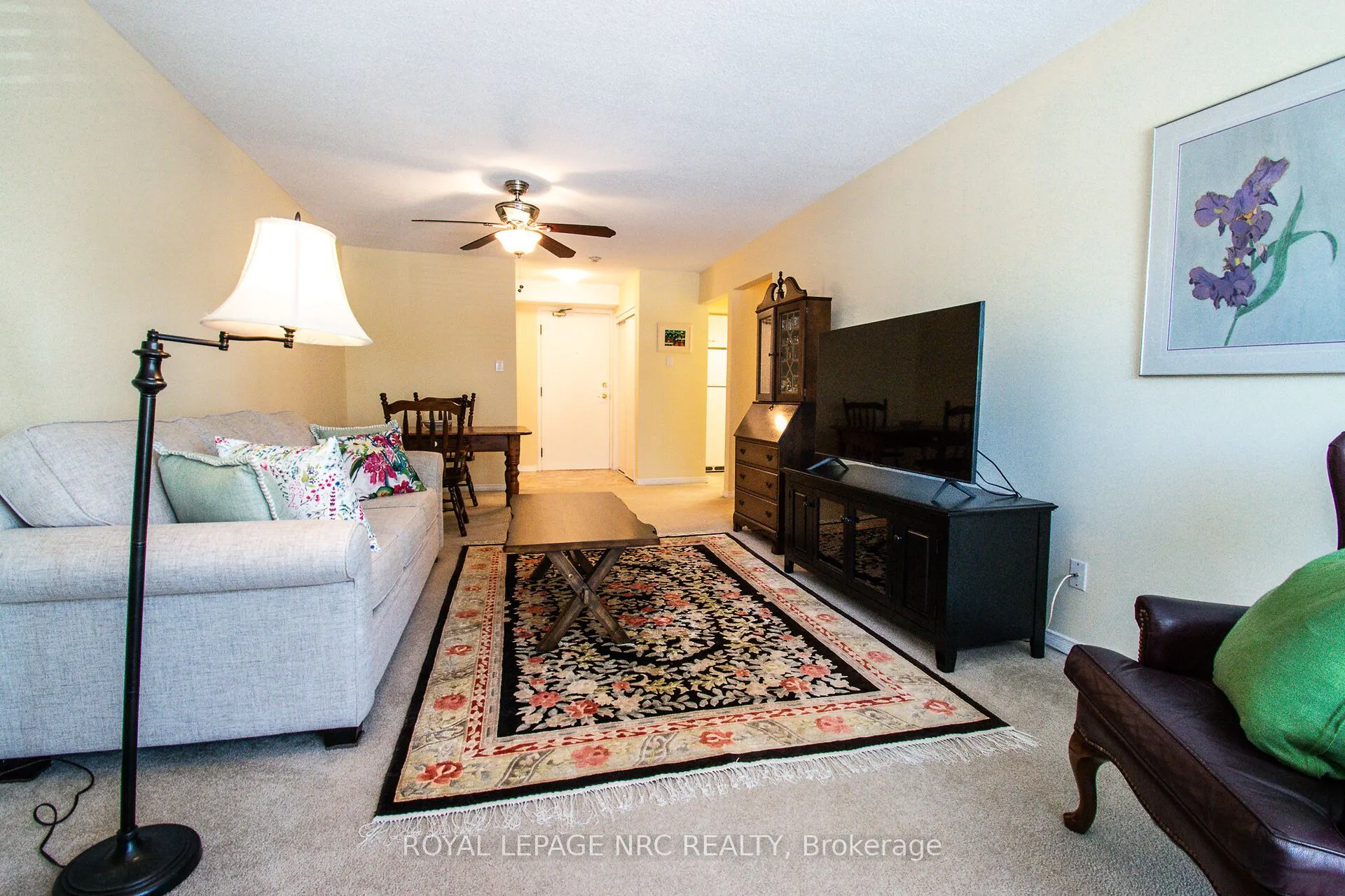 78 Roehampton Avenue, #217