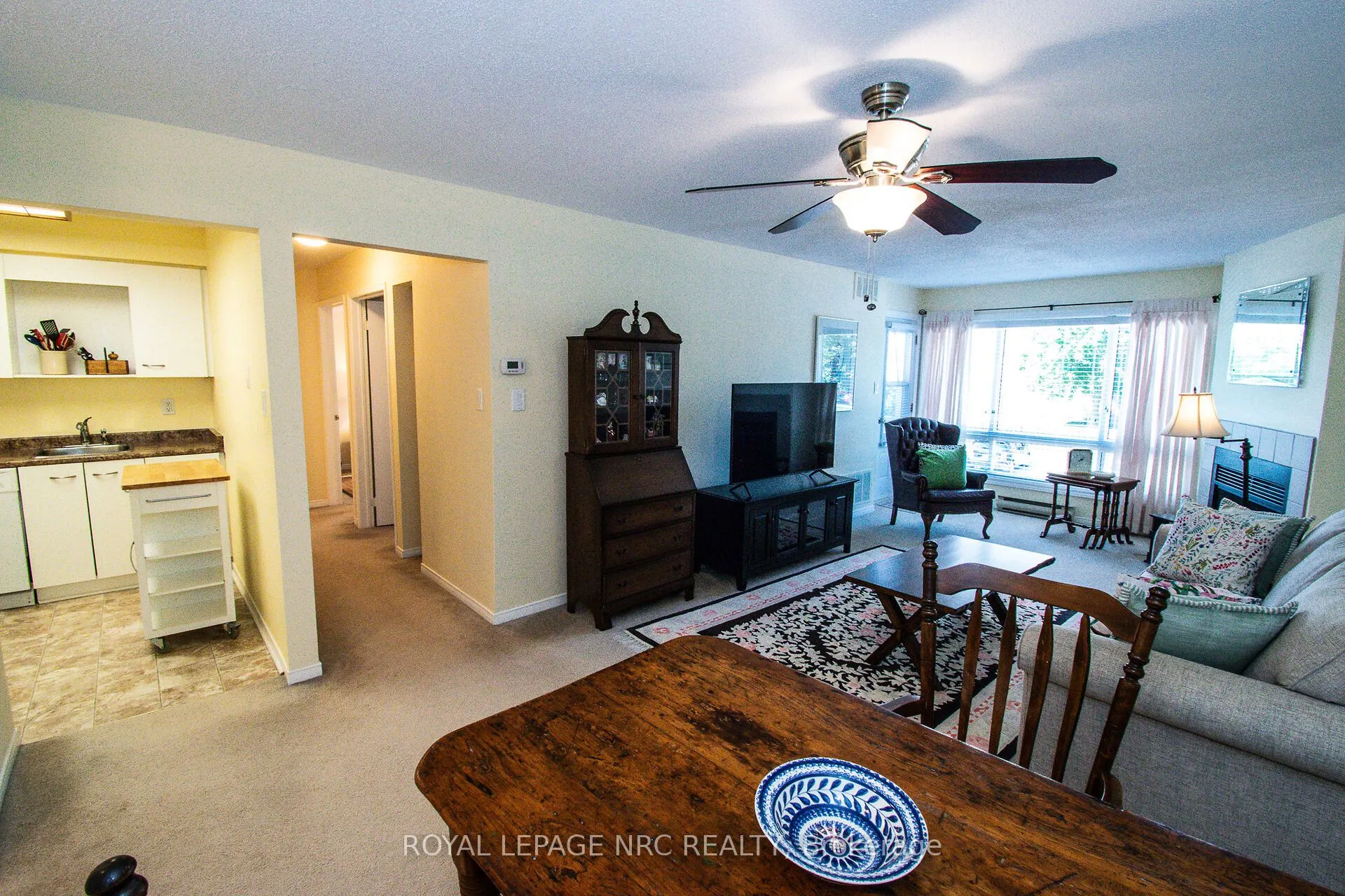 78 Roehampton Avenue, #217