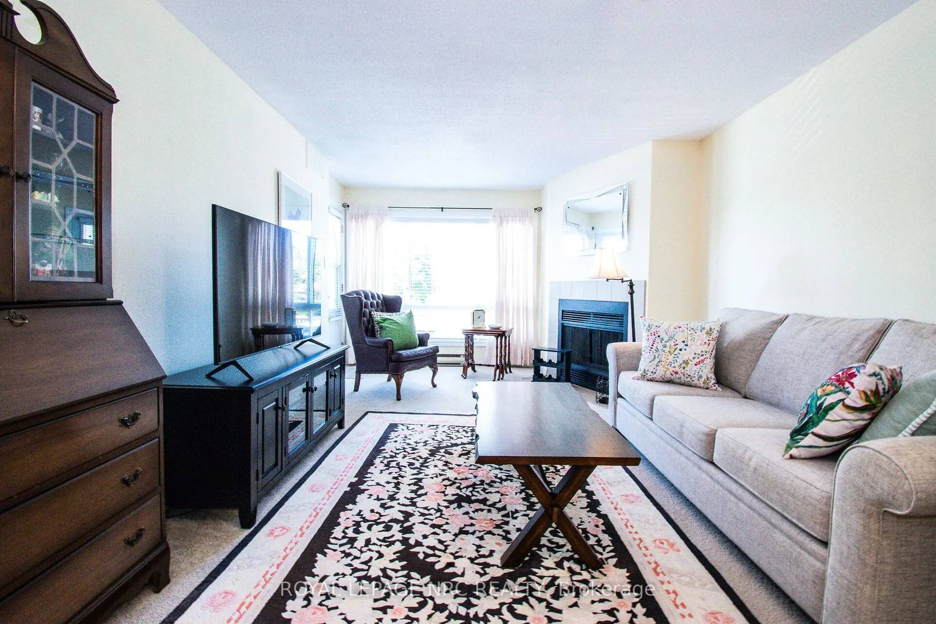 78 Roehampton Avenue, #217