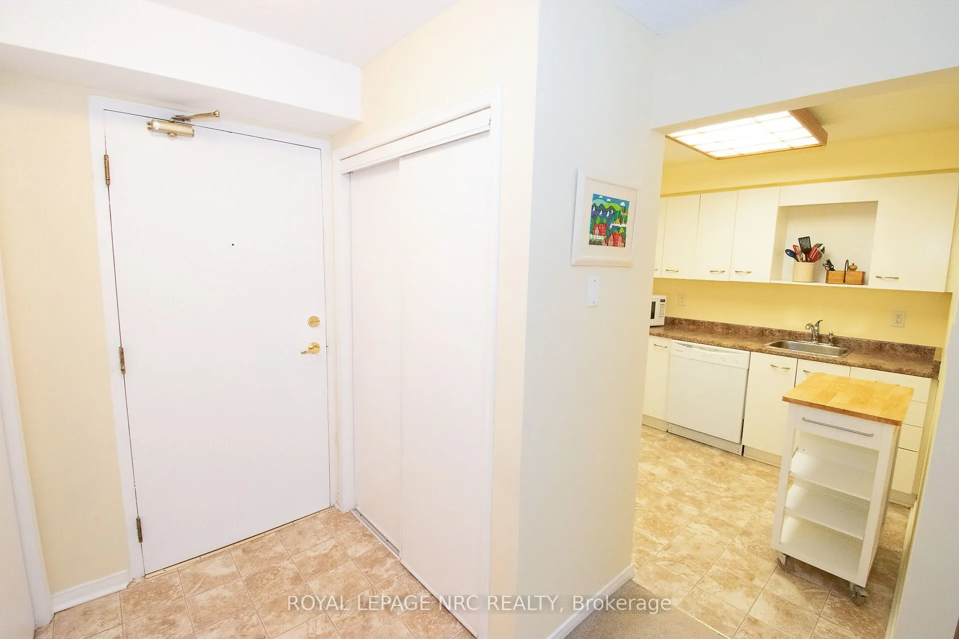 78 Roehampton Avenue, #217