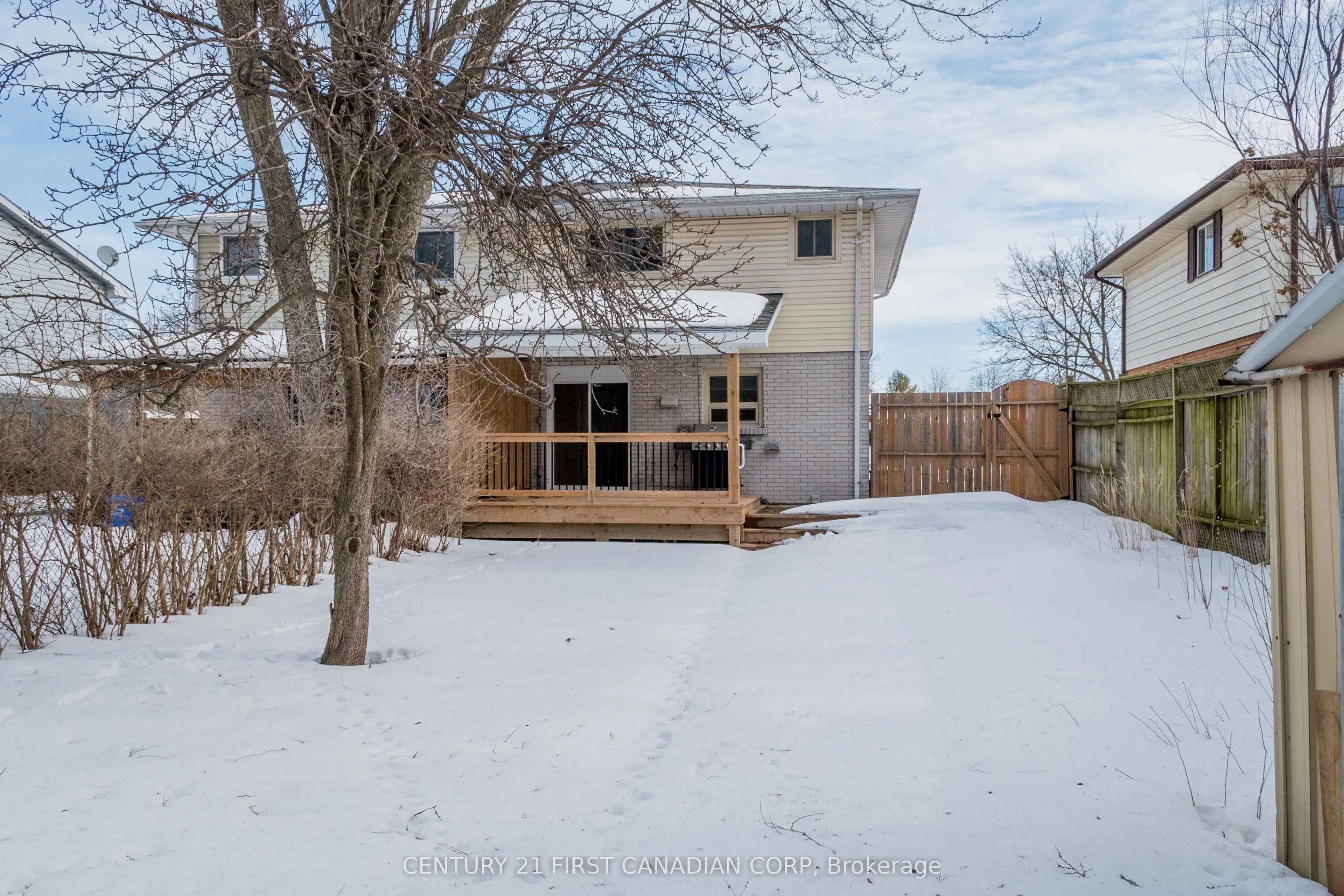 111 Woodrow Crescent
