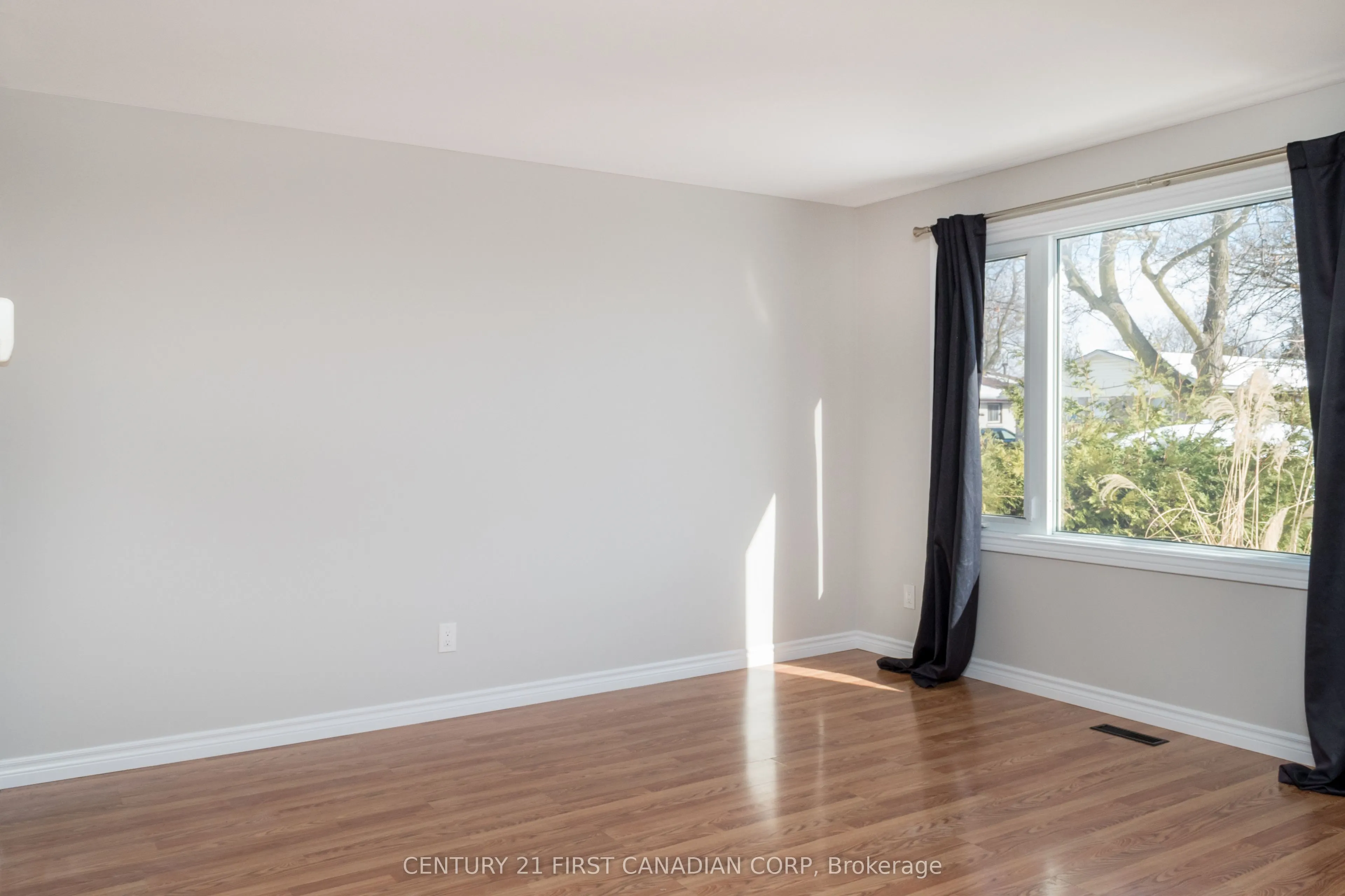 111 Woodrow Crescent