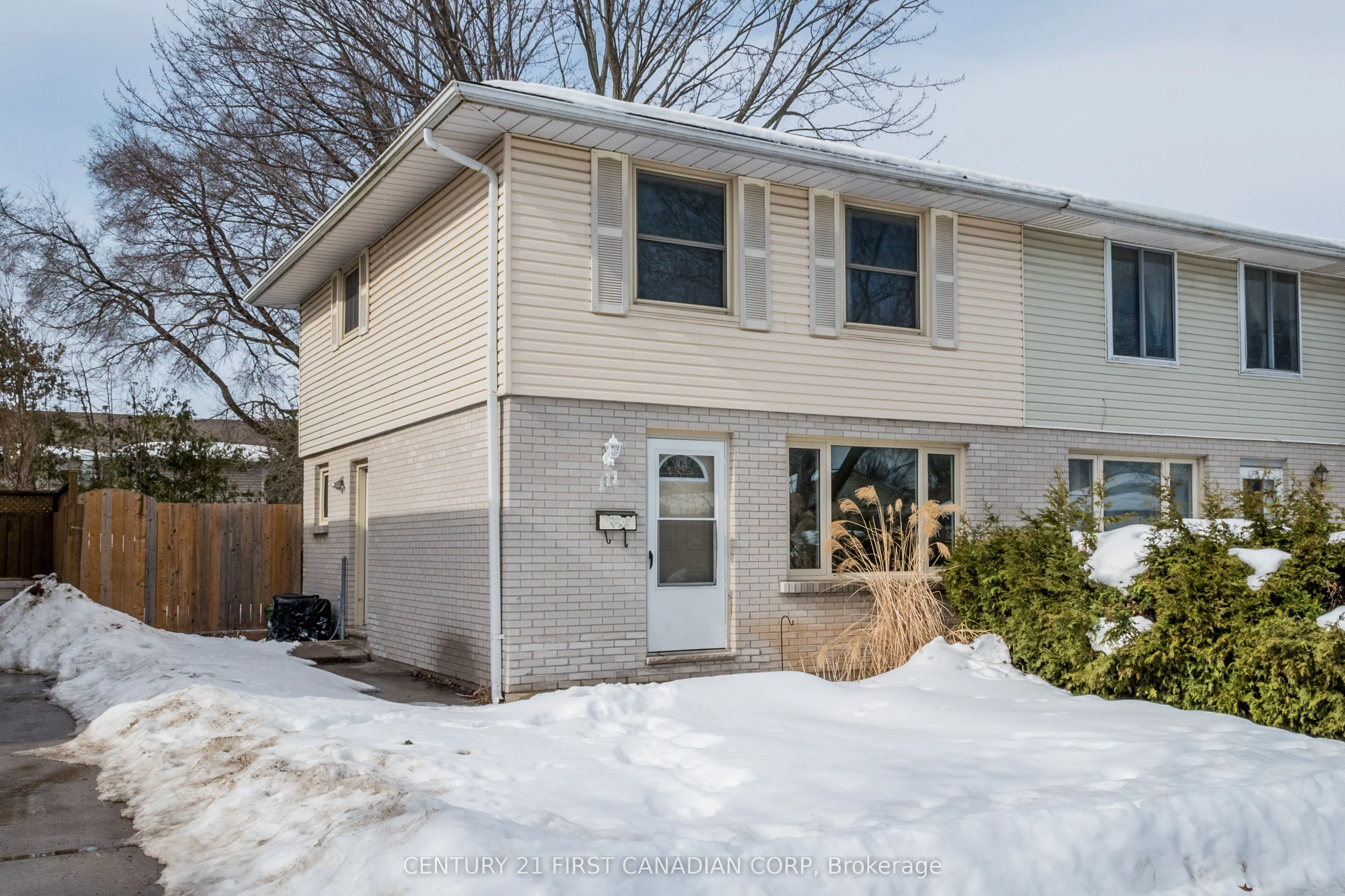 111 Woodrow Crescent
