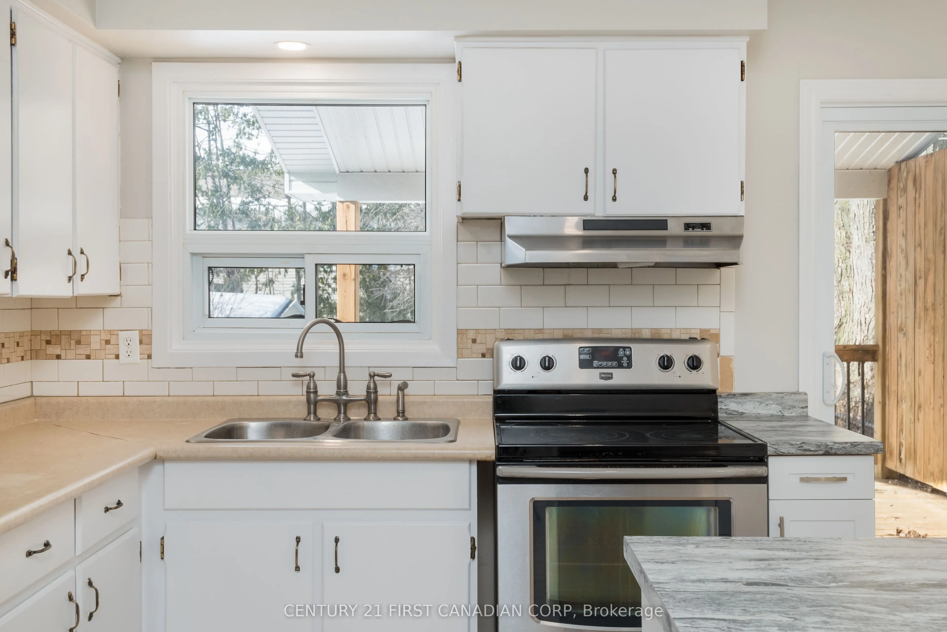 111 Woodrow Crescent