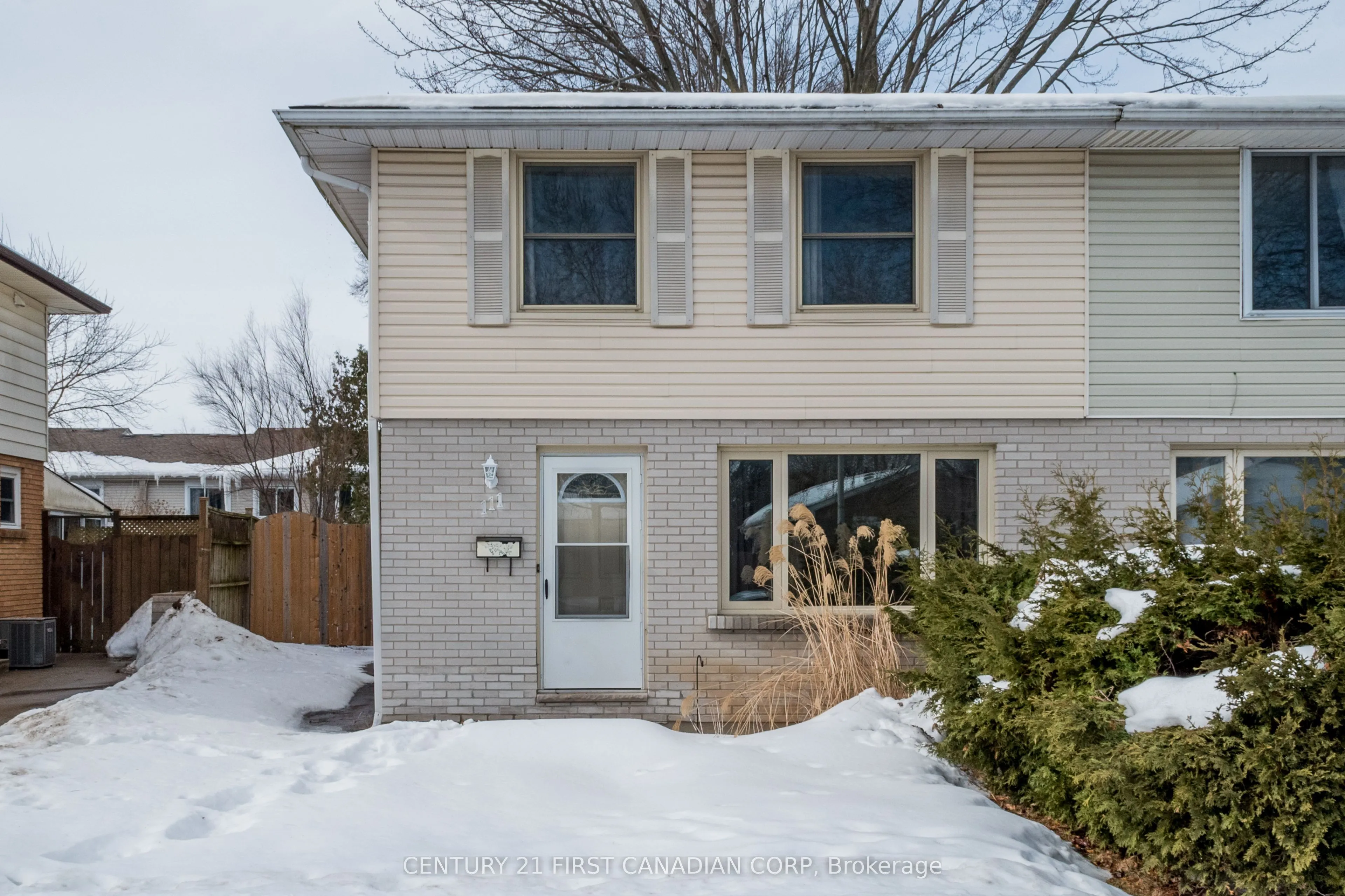 111 Woodrow Crescent