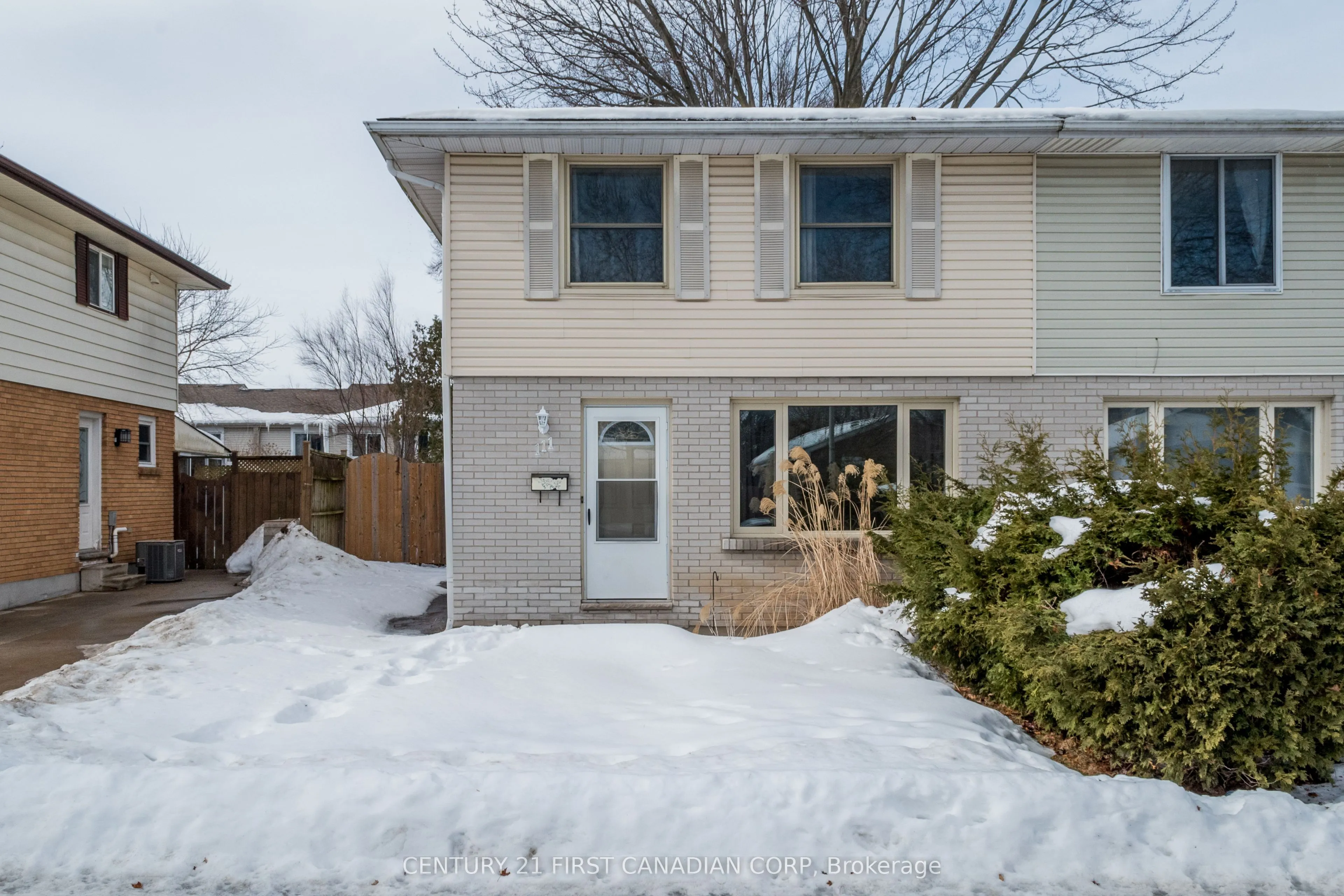 111 Woodrow Crescent