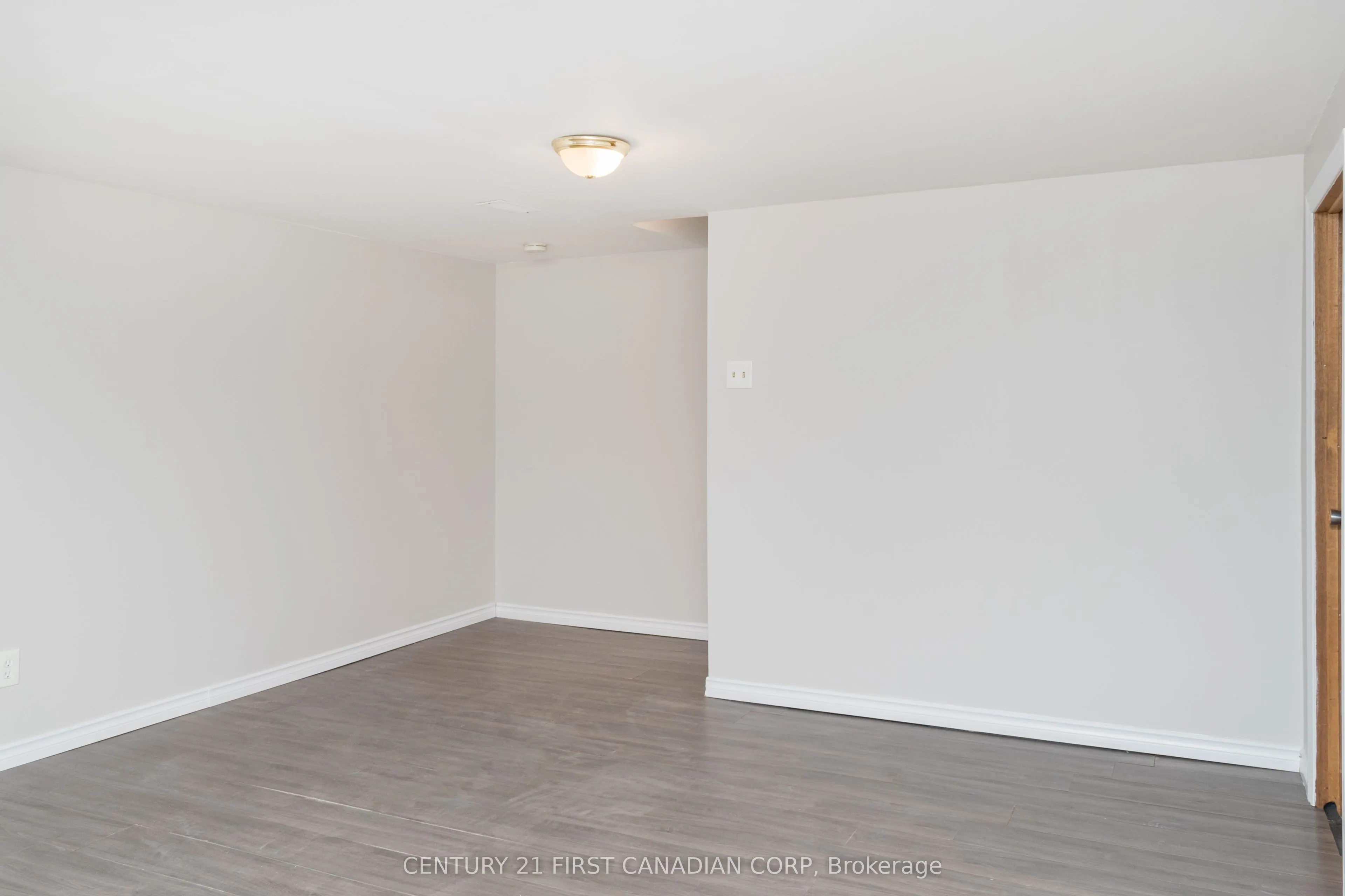 111 Woodrow Crescent
