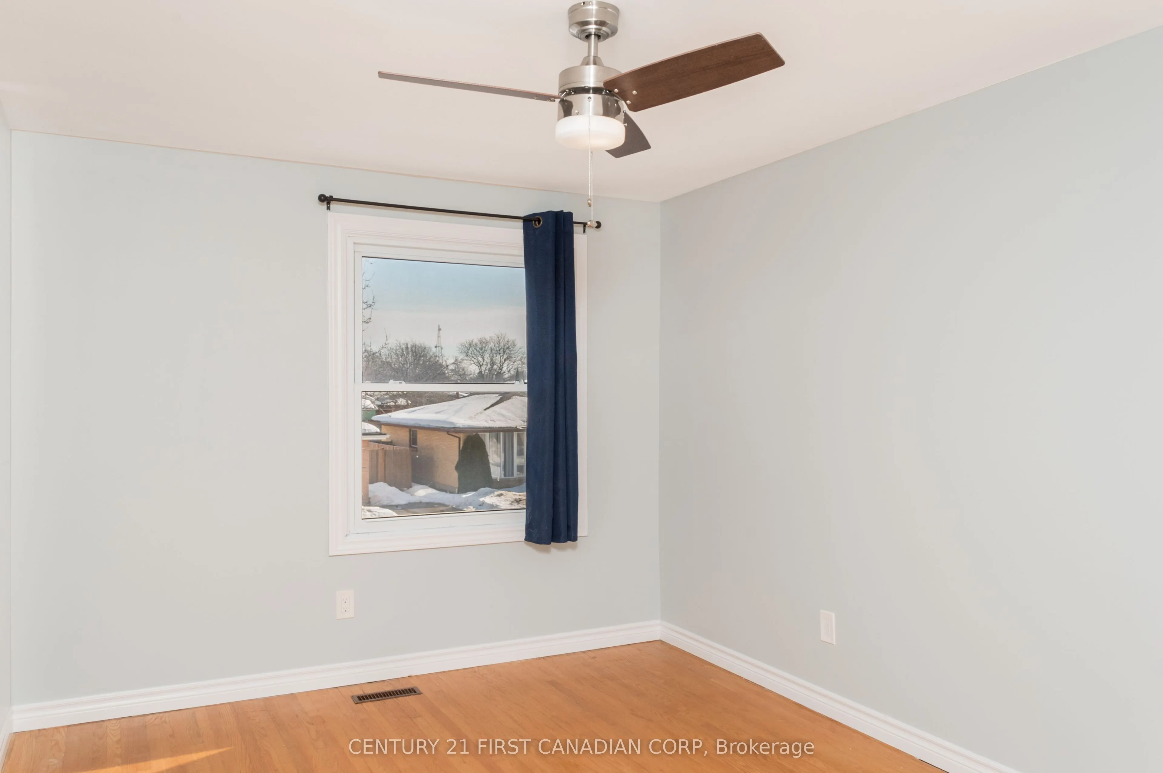 111 Woodrow Crescent