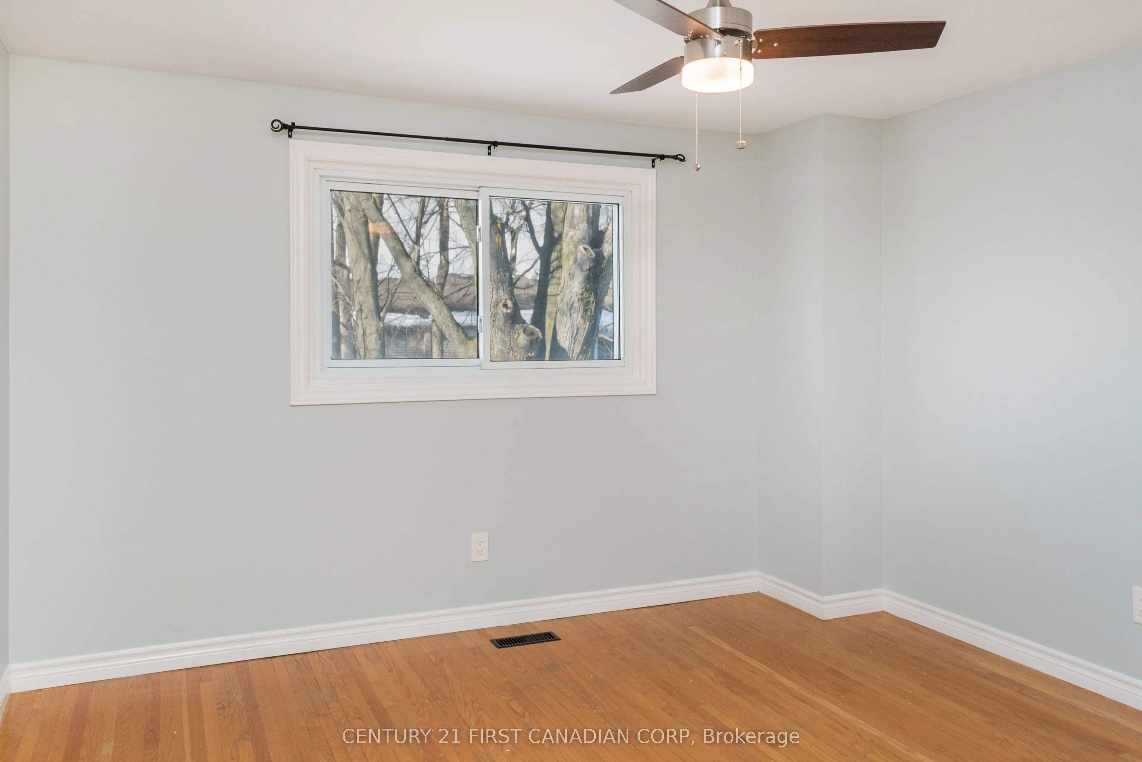 111 Woodrow Crescent