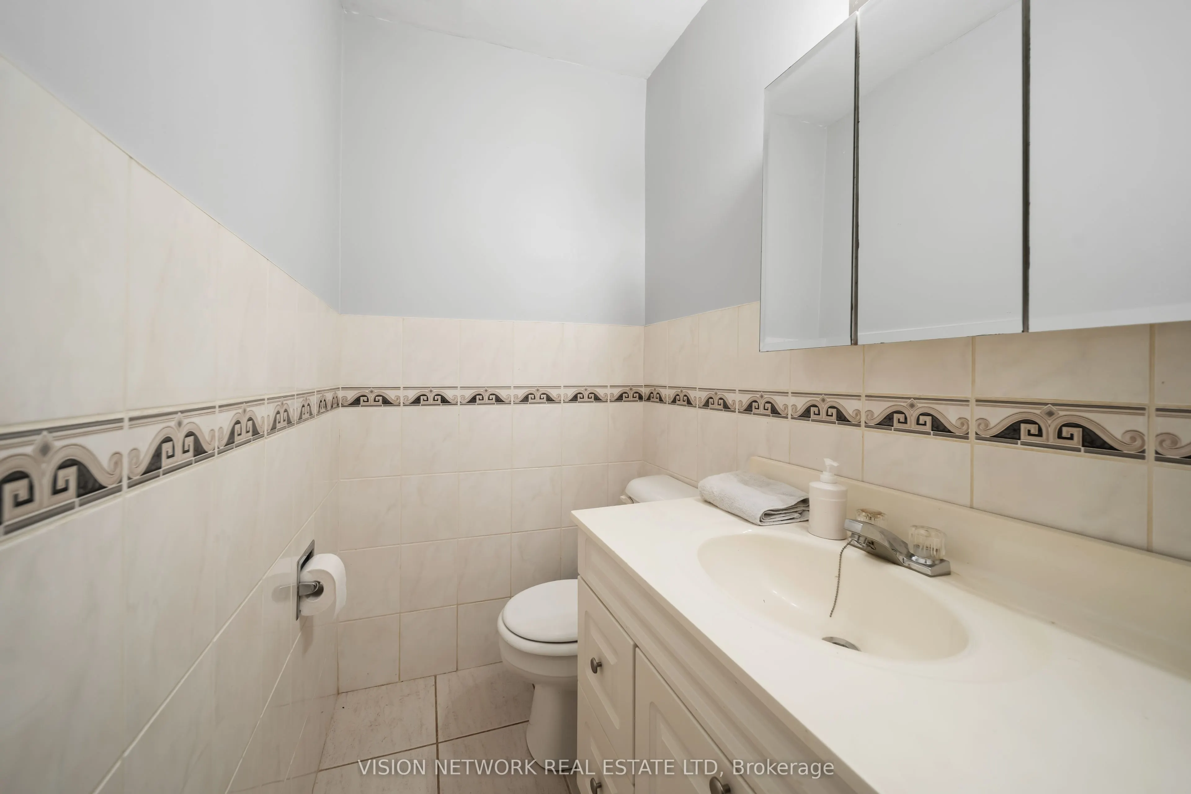 500 Southdale Road E, #22
