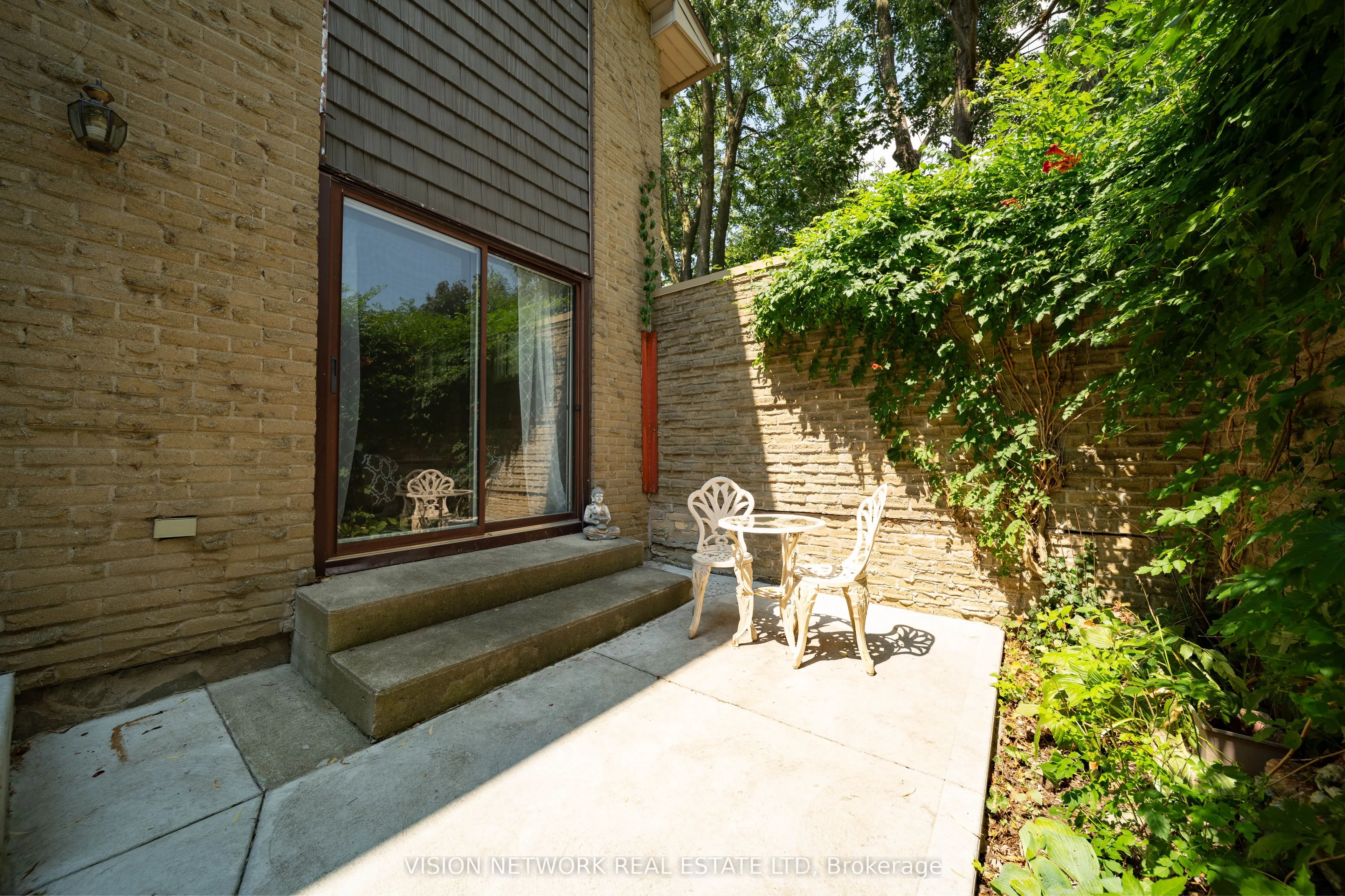 500 Southdale Road E, #22
