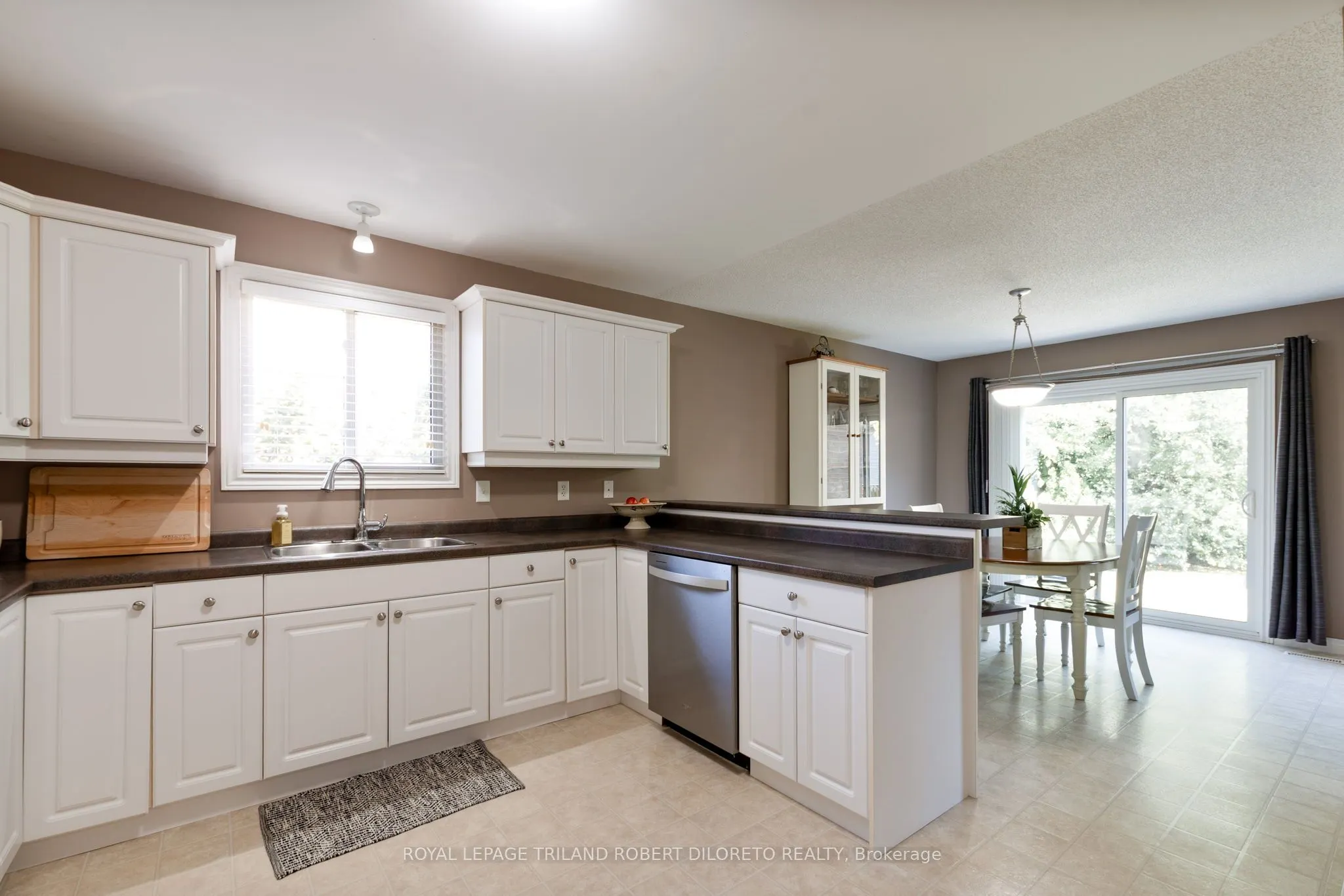 2363 Meadowgate Boulevard