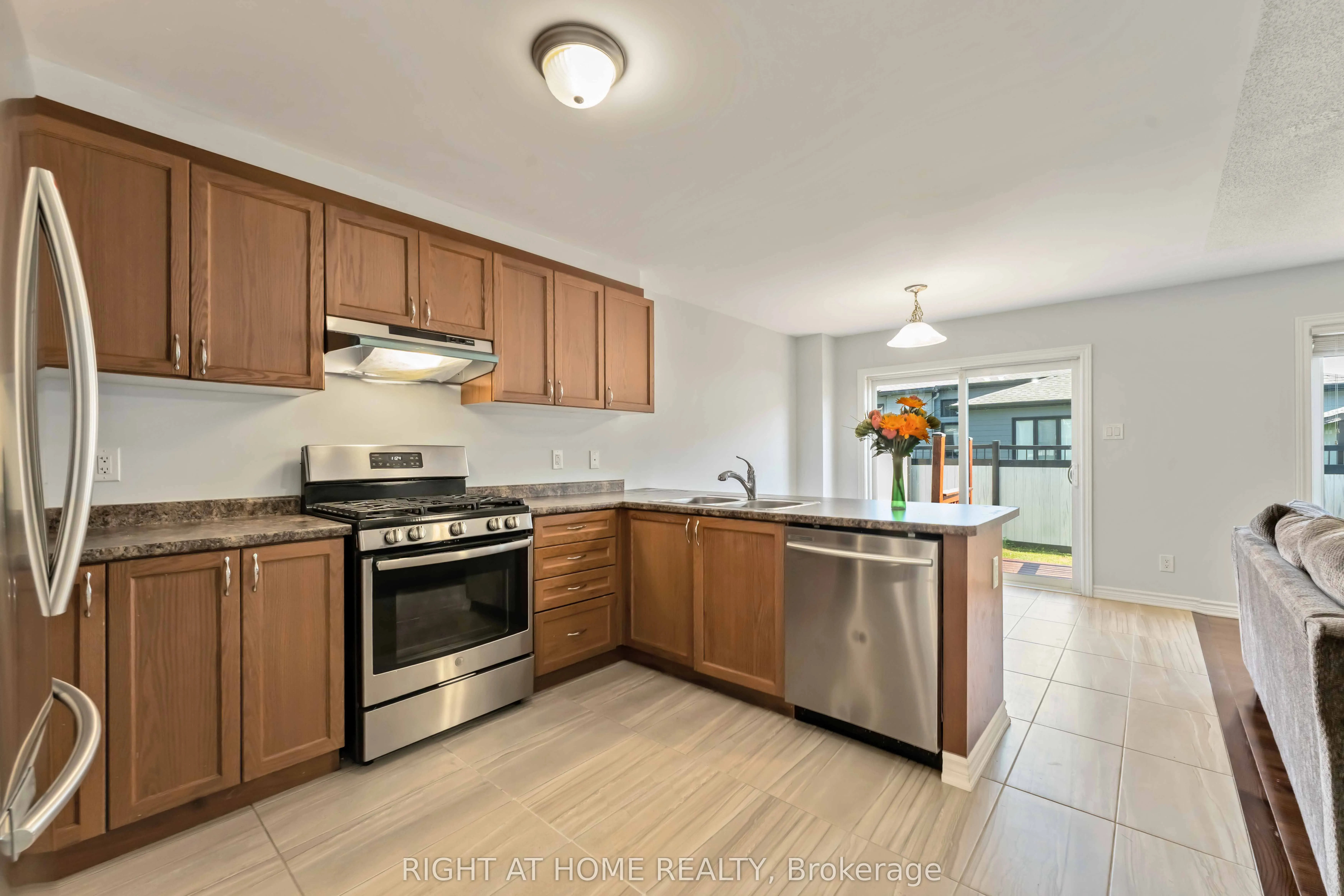 333 Rouncey Road
