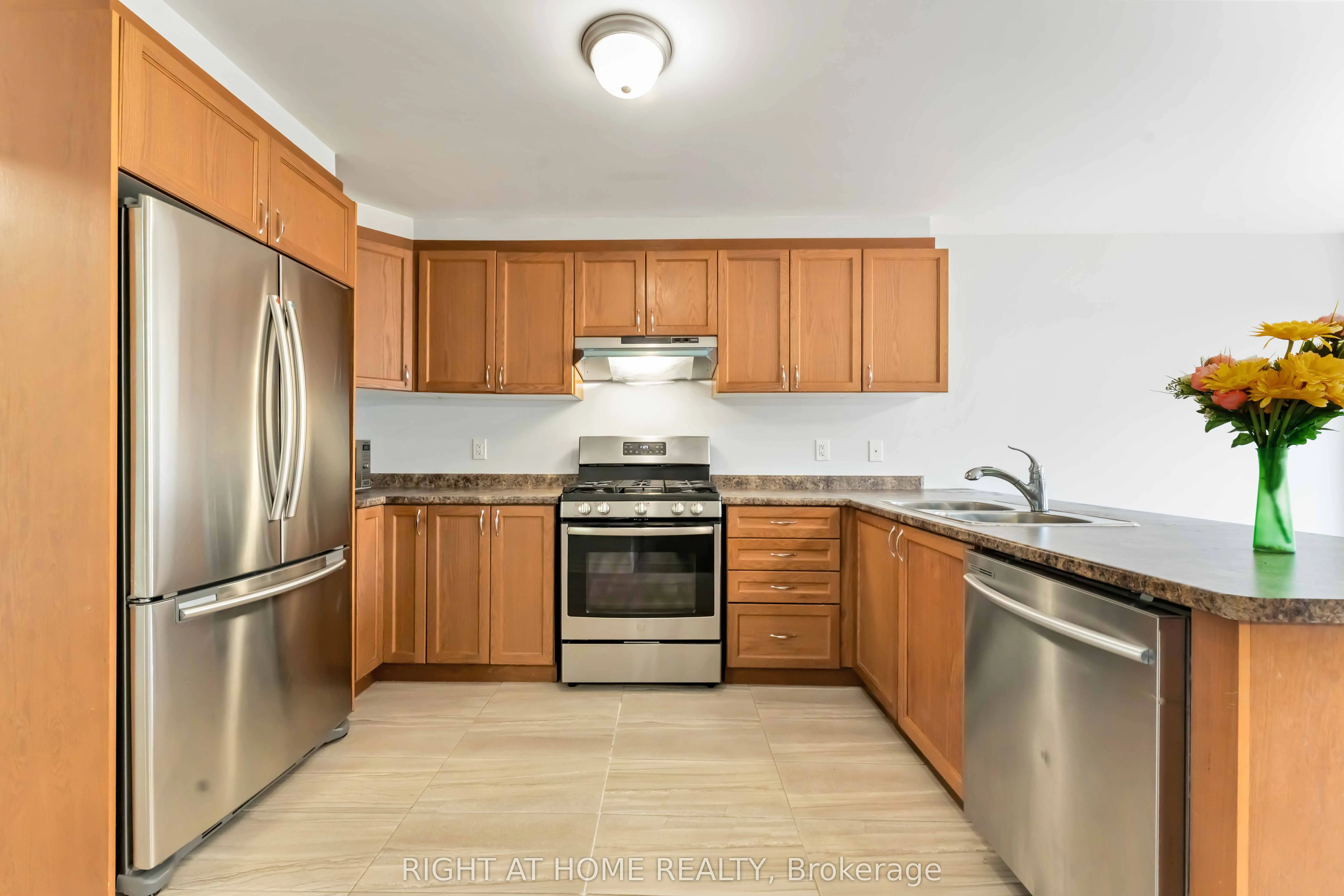333 Rouncey Road