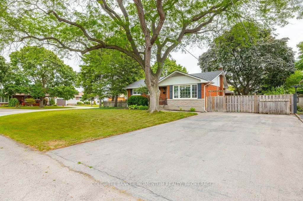 4 Appelby Drive