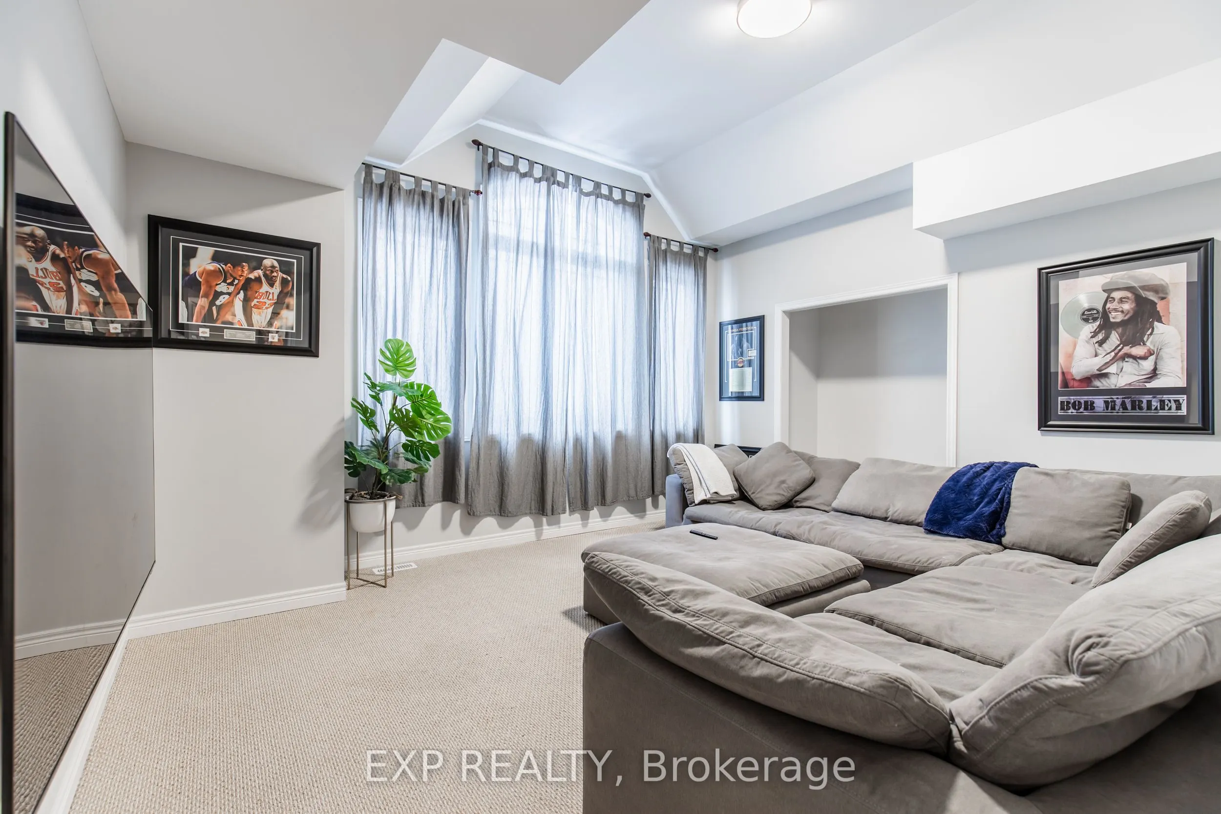6544 SAM IORFIDA Drive