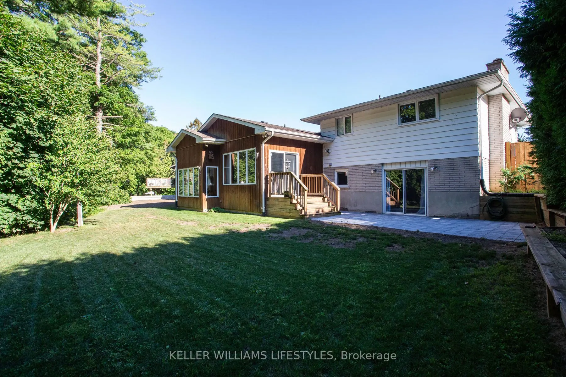 4 Burdock Court