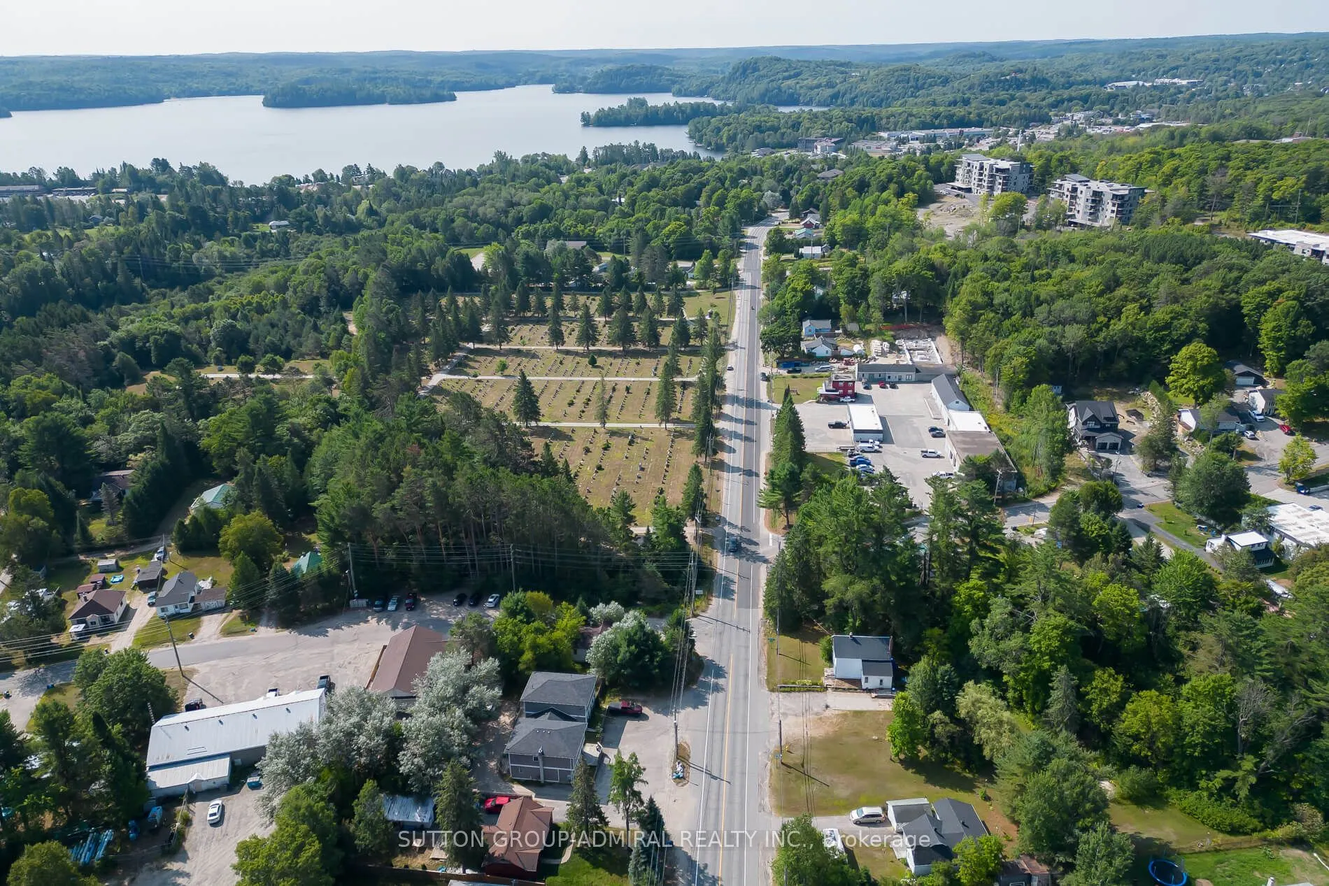 538 Muskoka Road N, #3