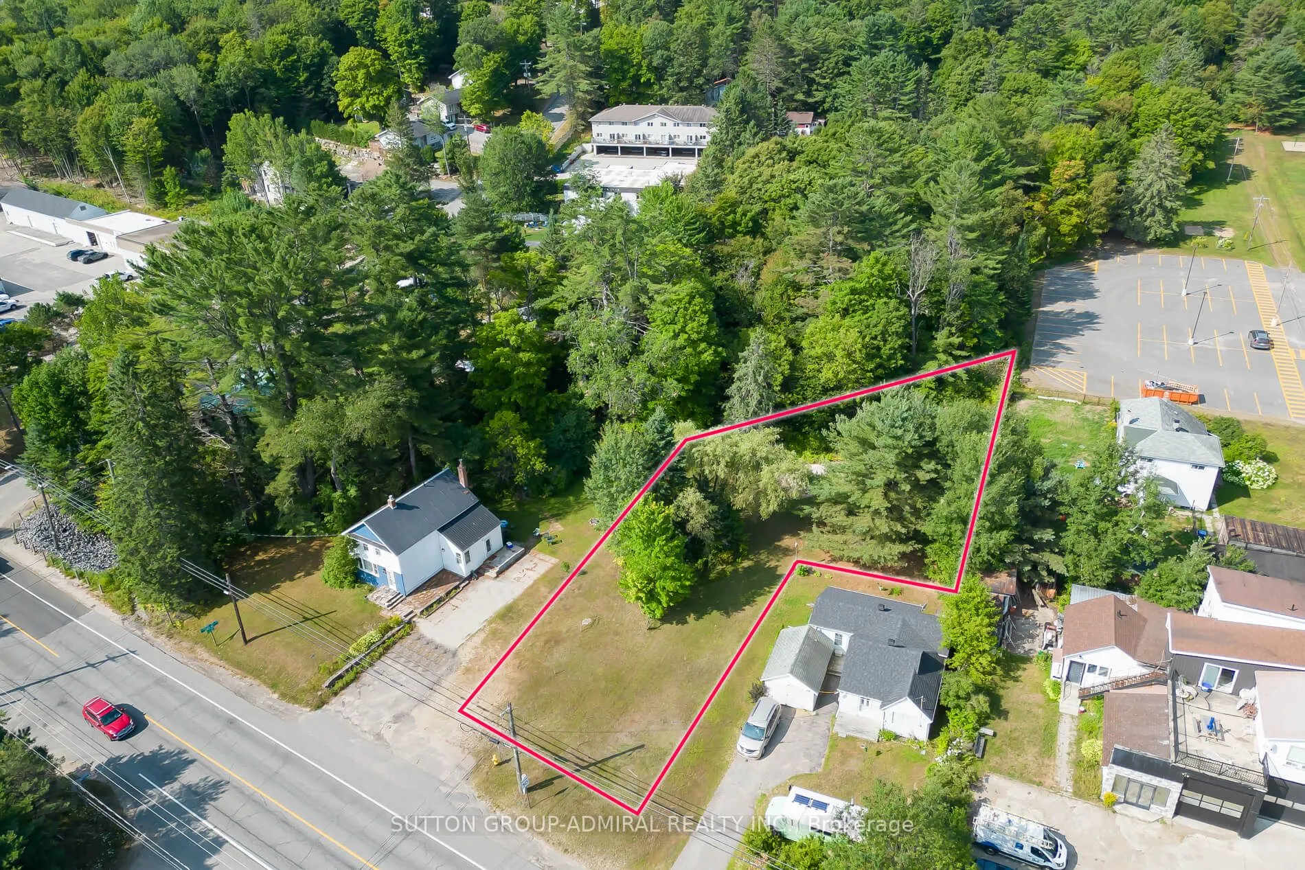 538 Muskoka Road N, #3
