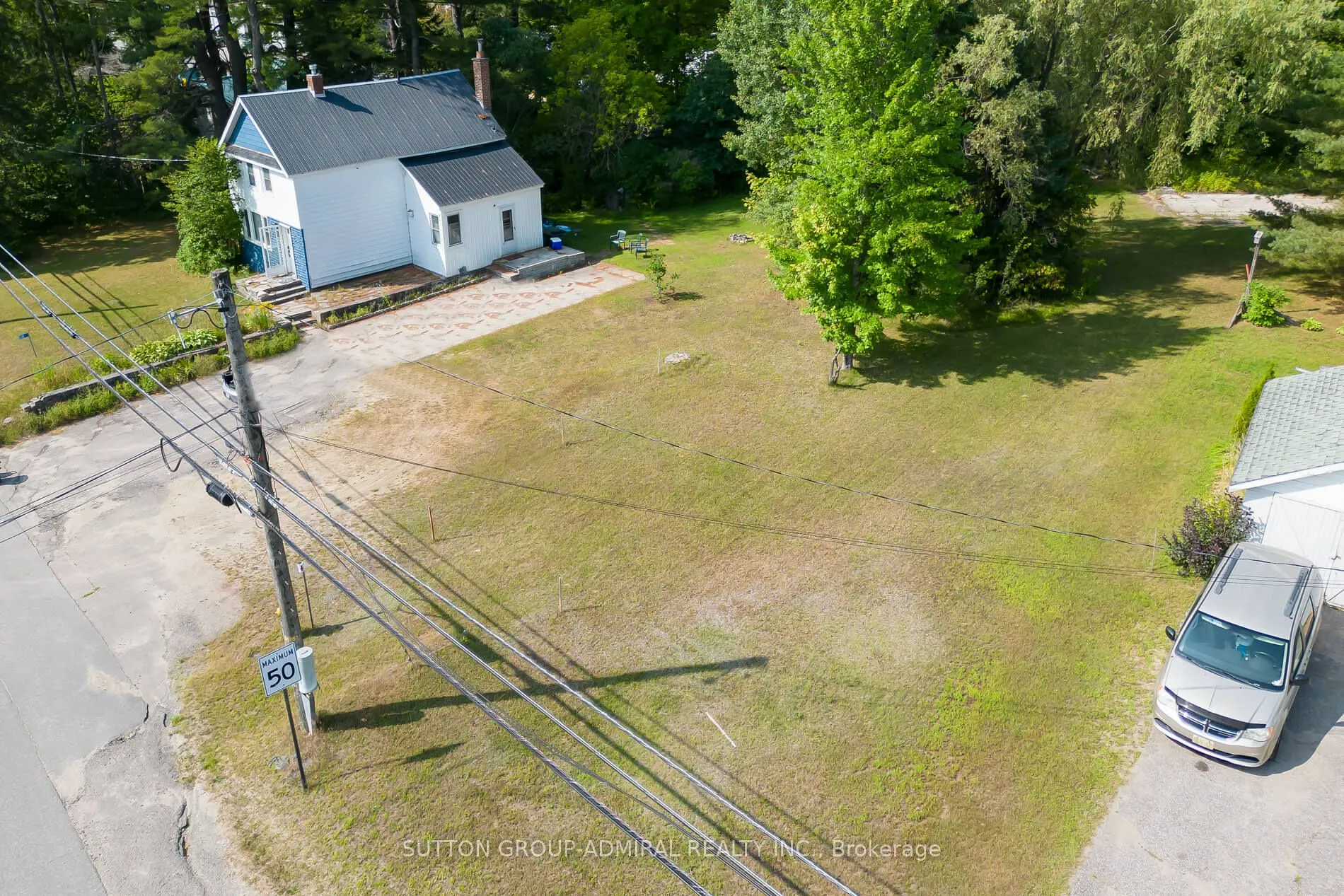 538 Muskoka Road N, #3