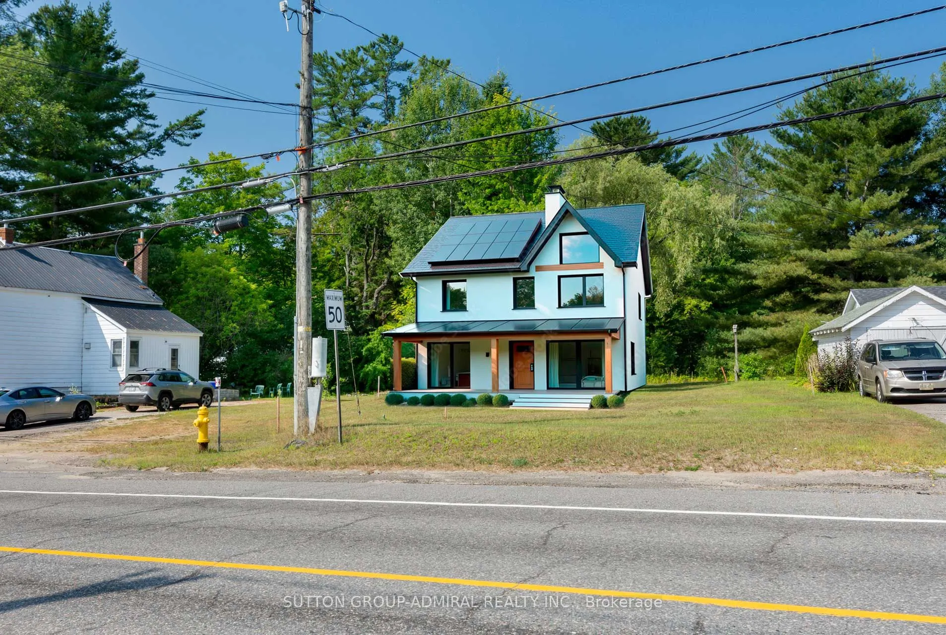 538 Muskoka Road N, #3