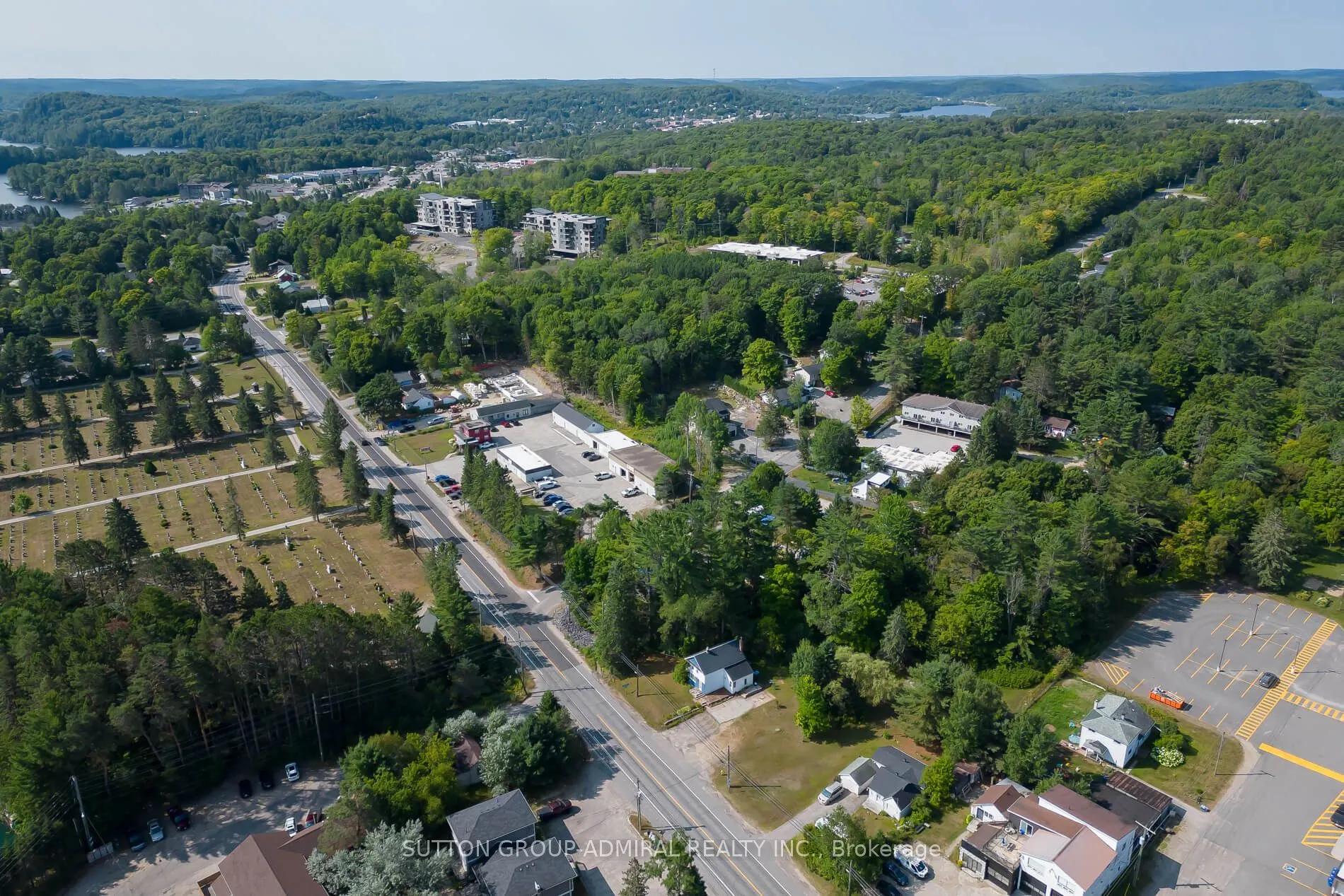 538 Muskoka Road N, #3