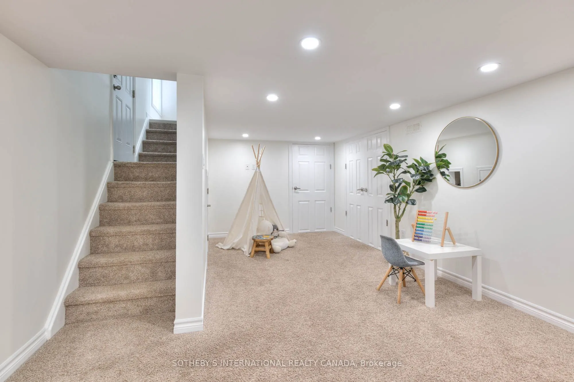 129 Elliott Street