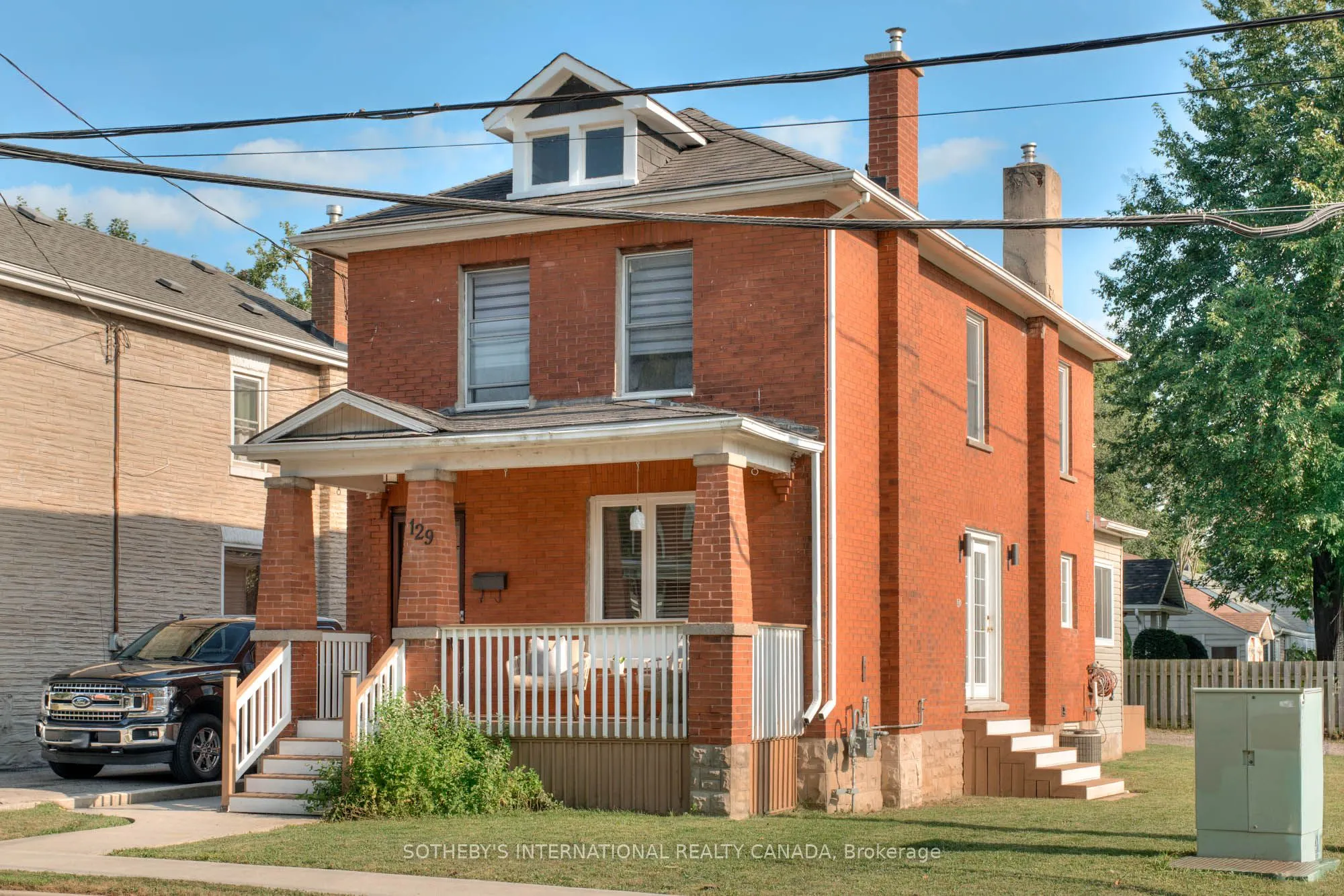 129 Elliott Street