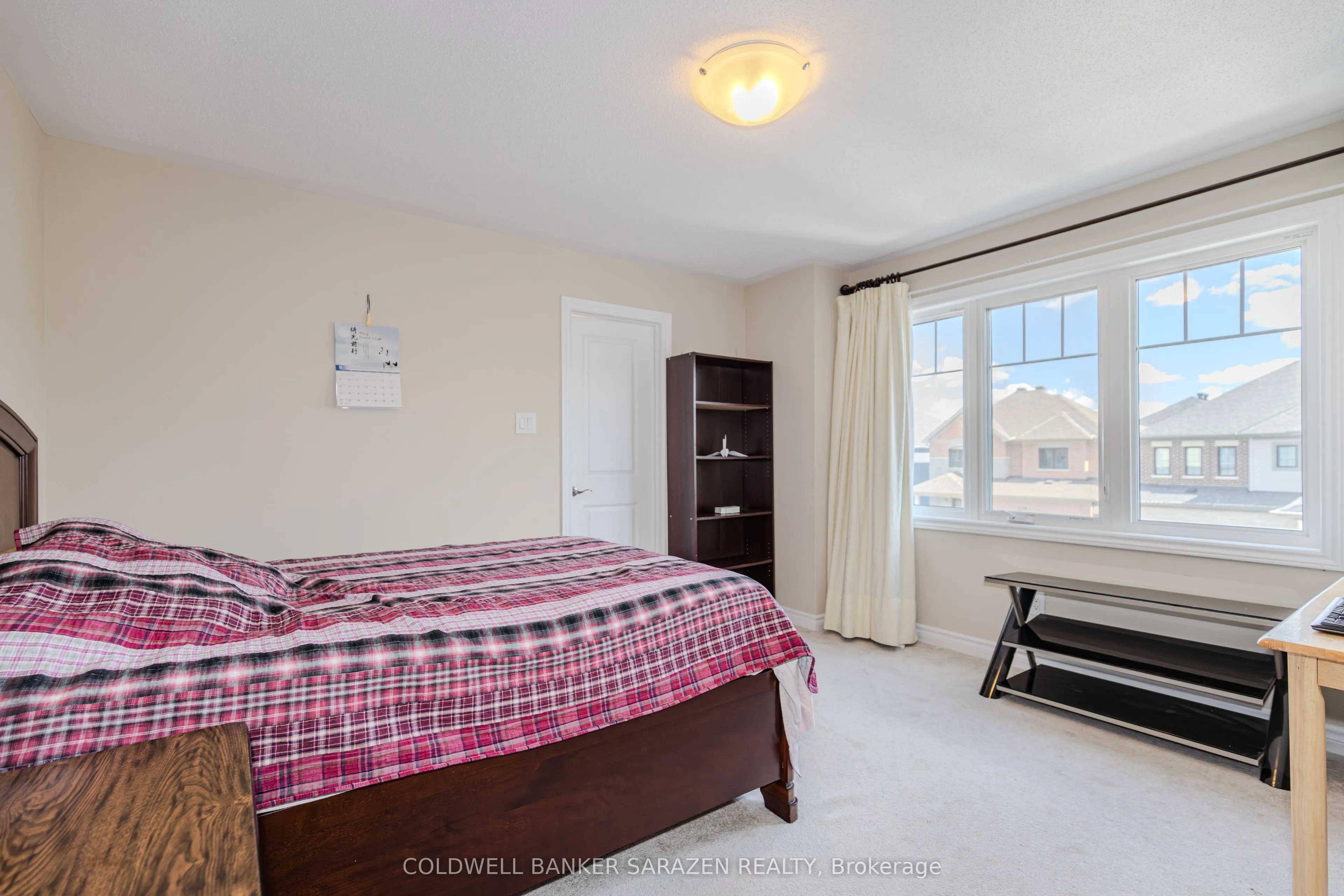 908 Guinness Crescent
