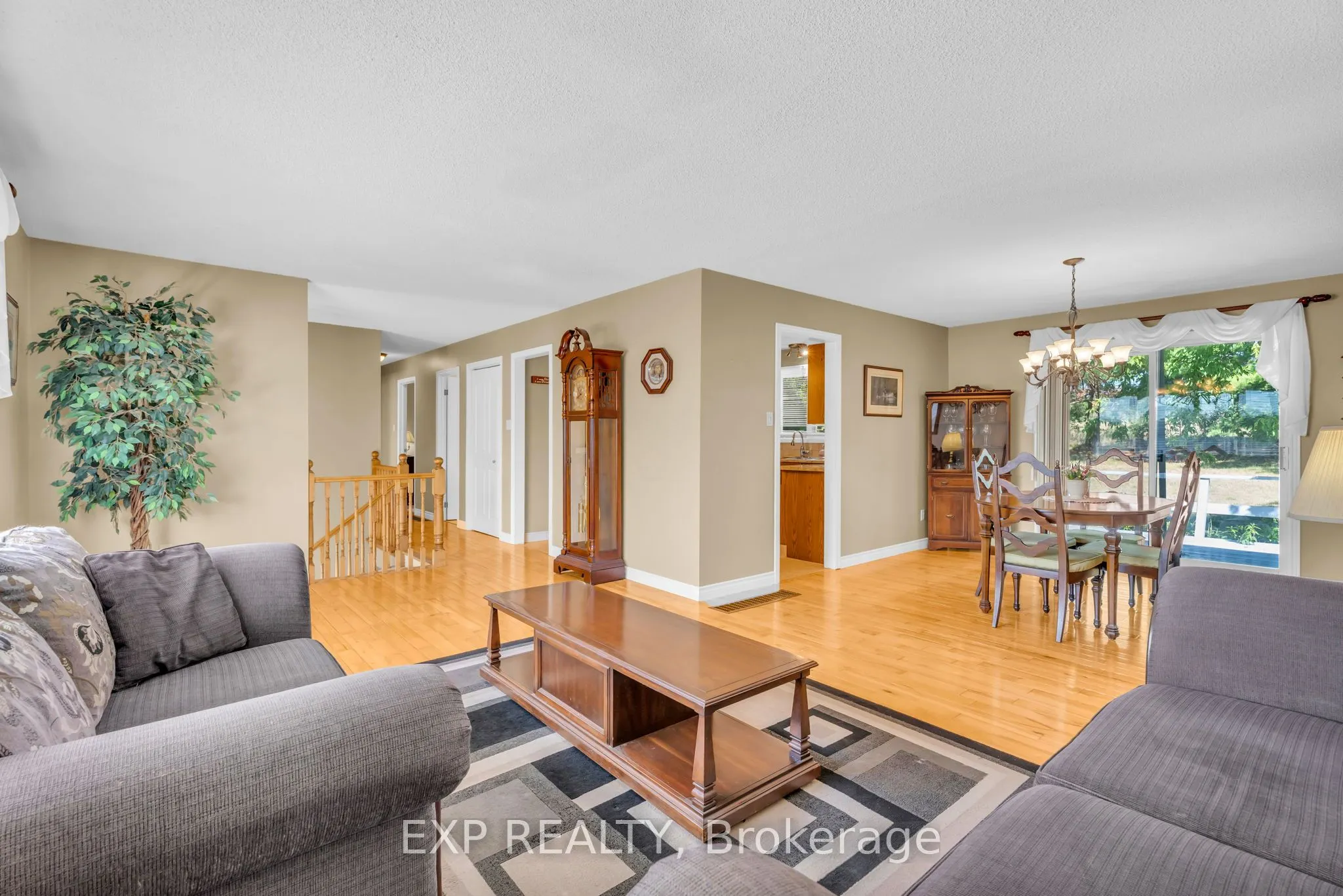 356 GIFFORD Drive