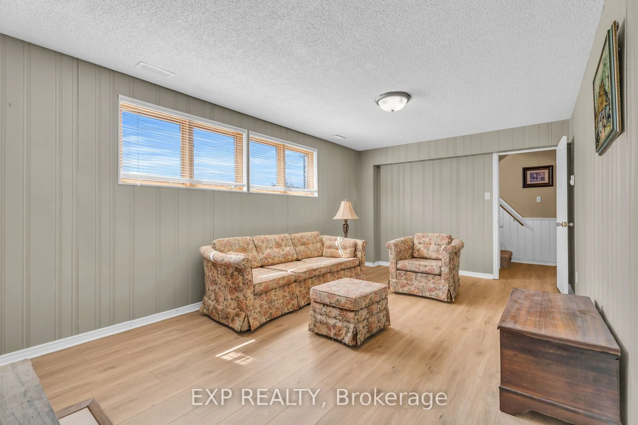 356 GIFFORD Drive