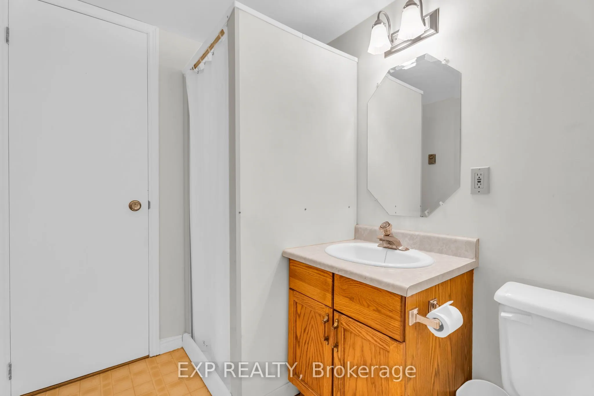 356 GIFFORD Drive