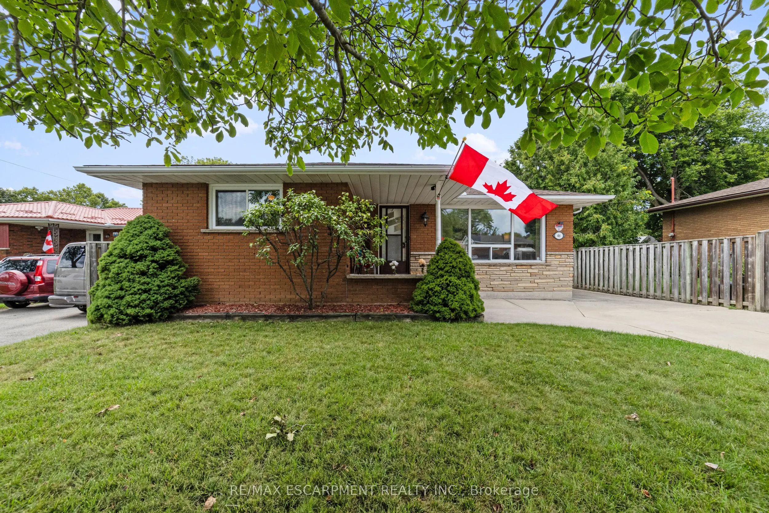 46 BLUEBIRD Avenue