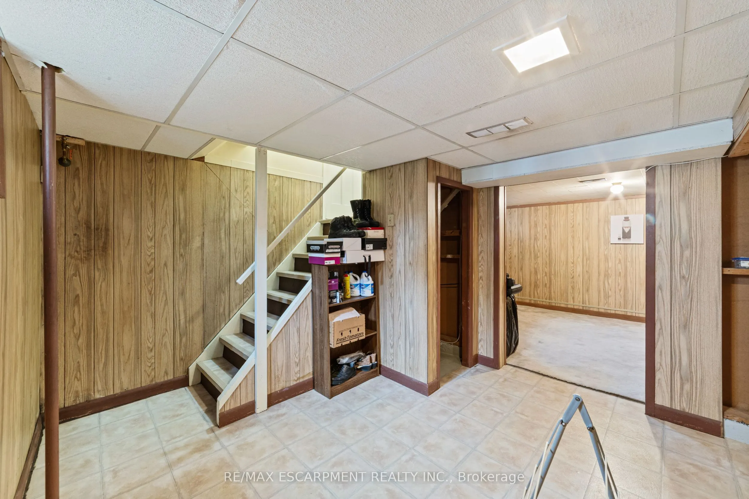 46 BLUEBIRD Avenue