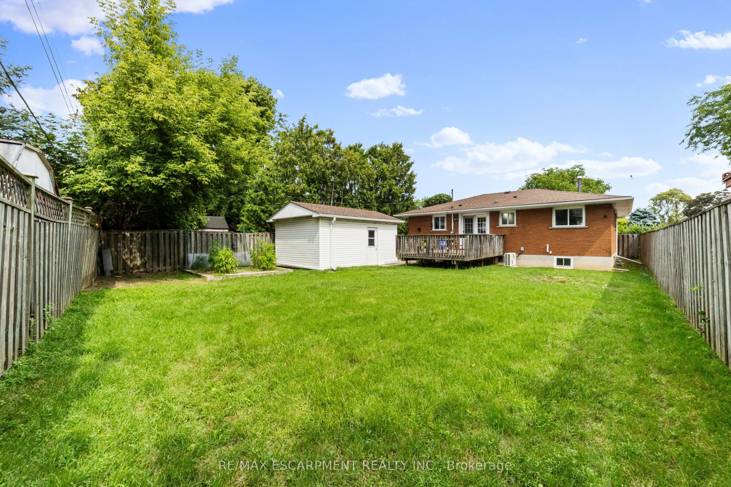 46 BLUEBIRD Avenue