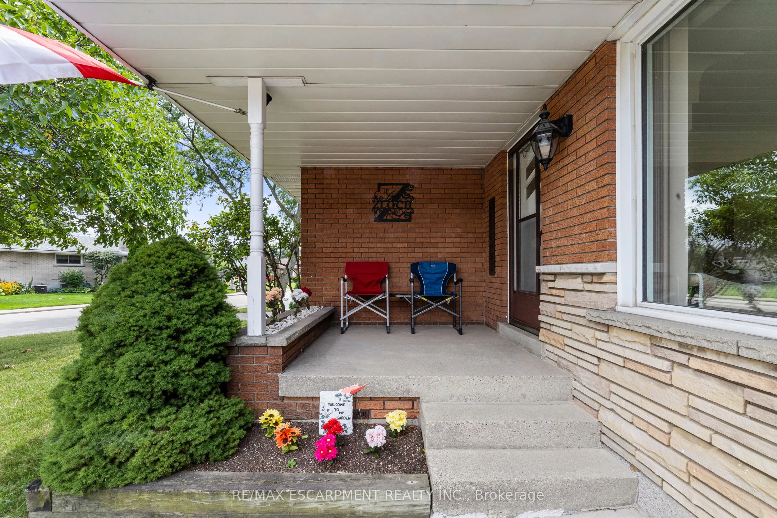 46 BLUEBIRD Avenue