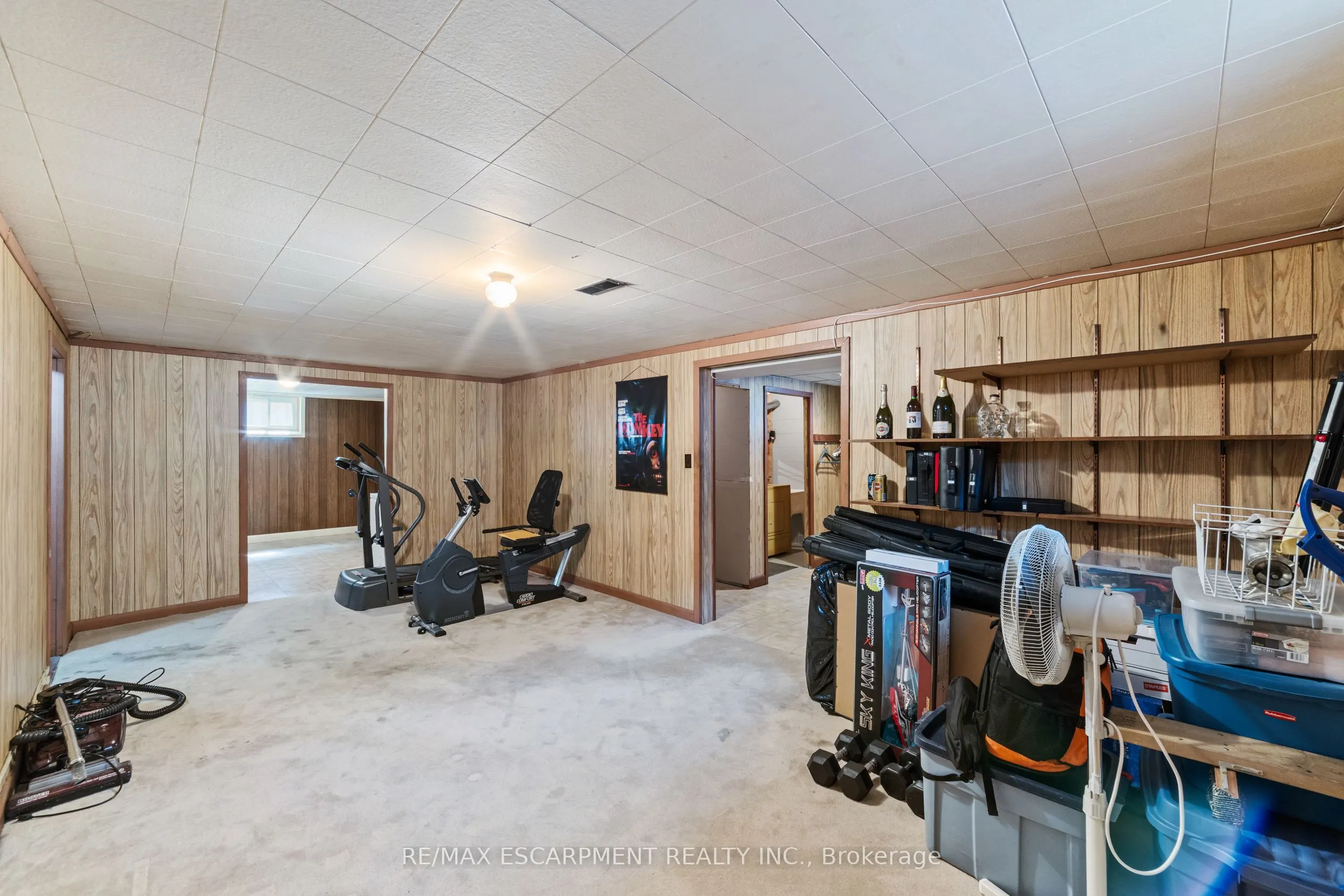 46 BLUEBIRD Avenue
